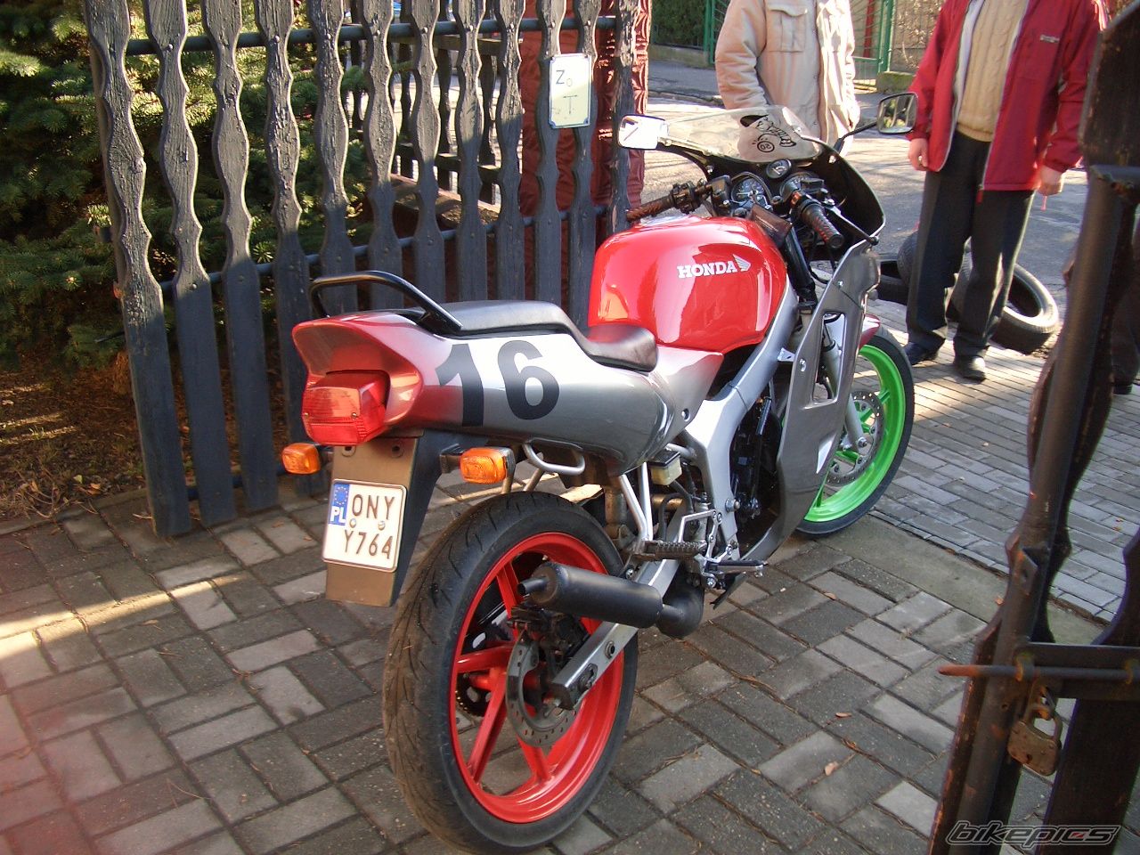 Photo 1162092