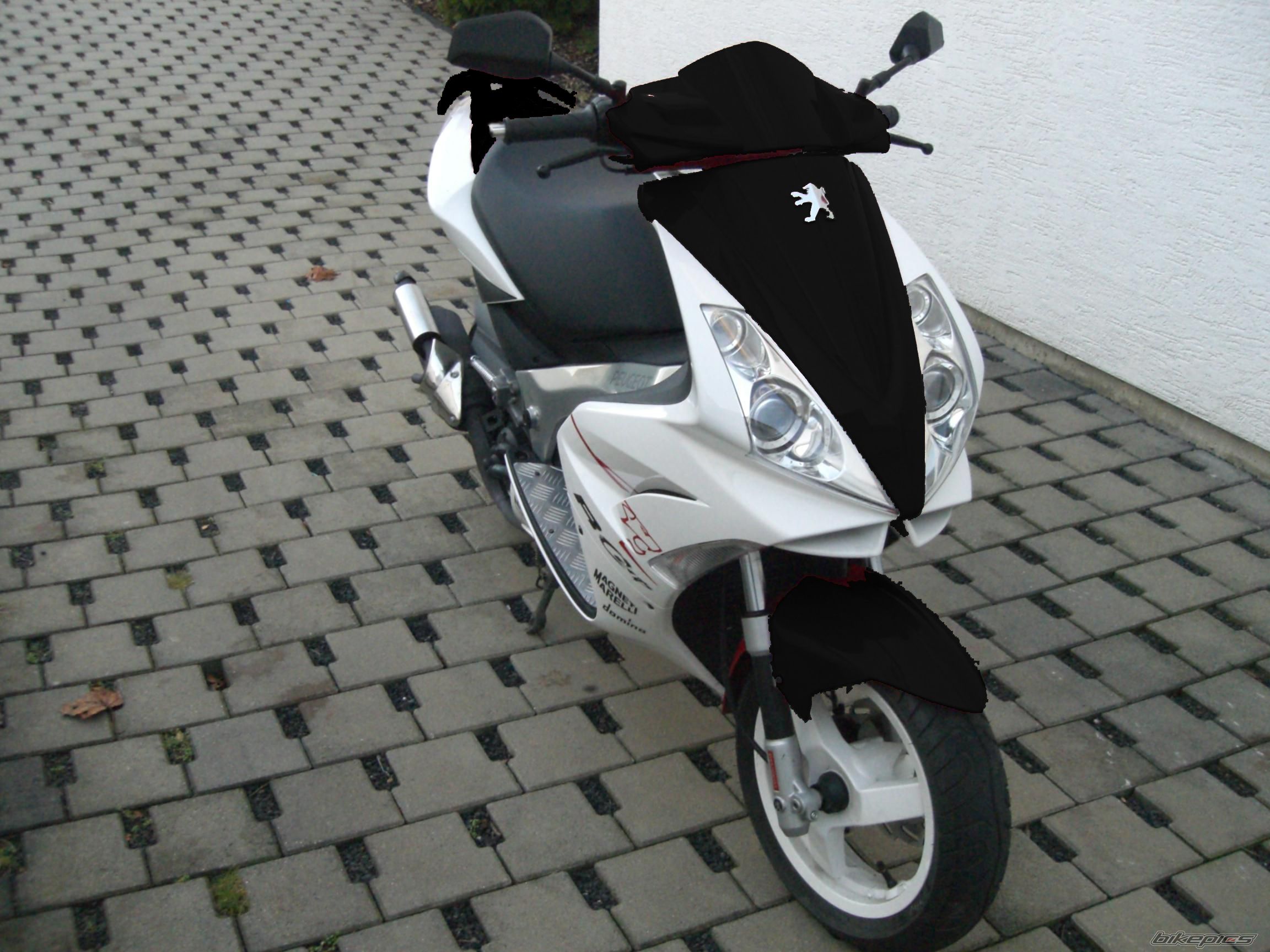 Photo 1162810