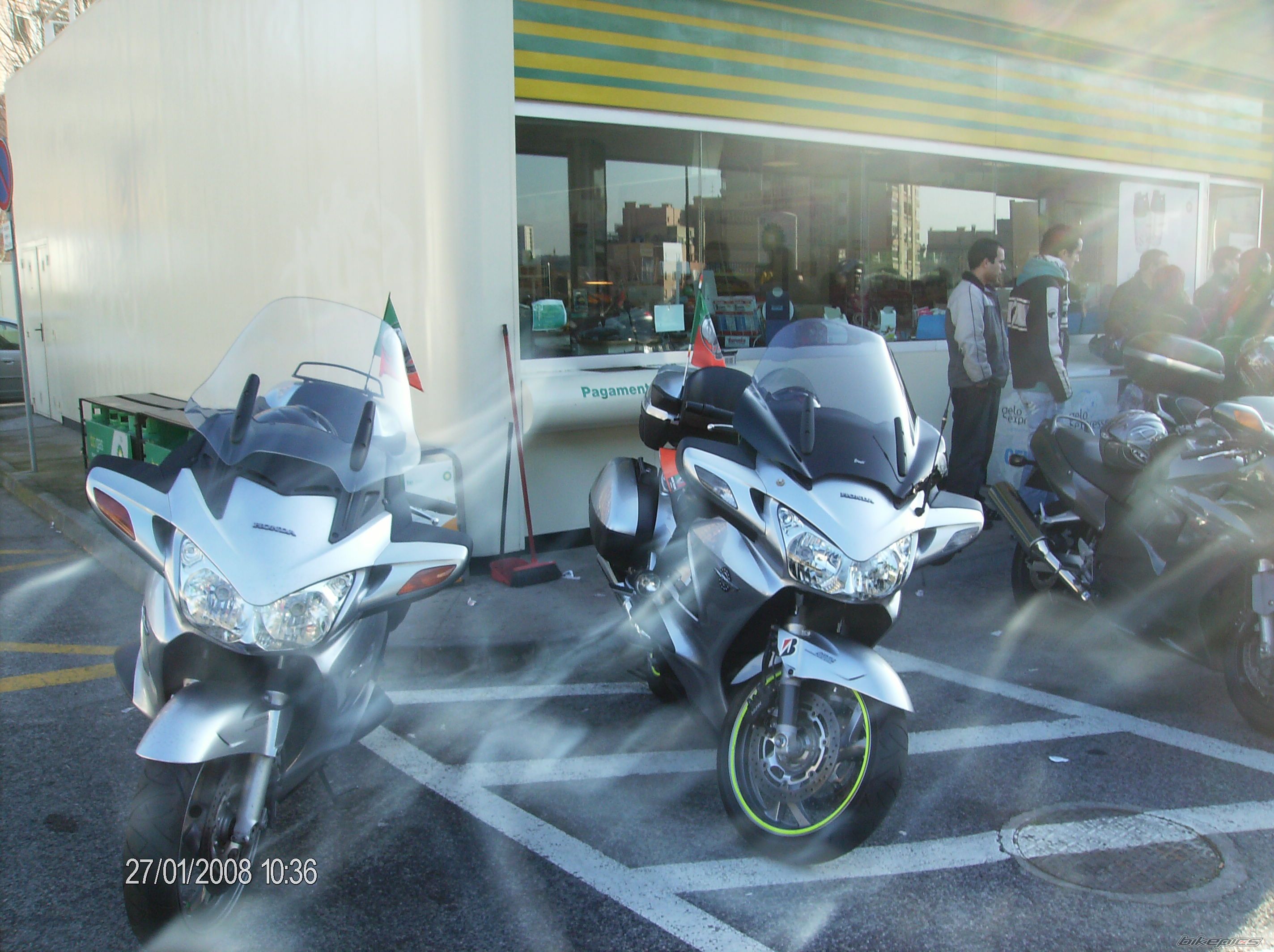 Photo 1165440