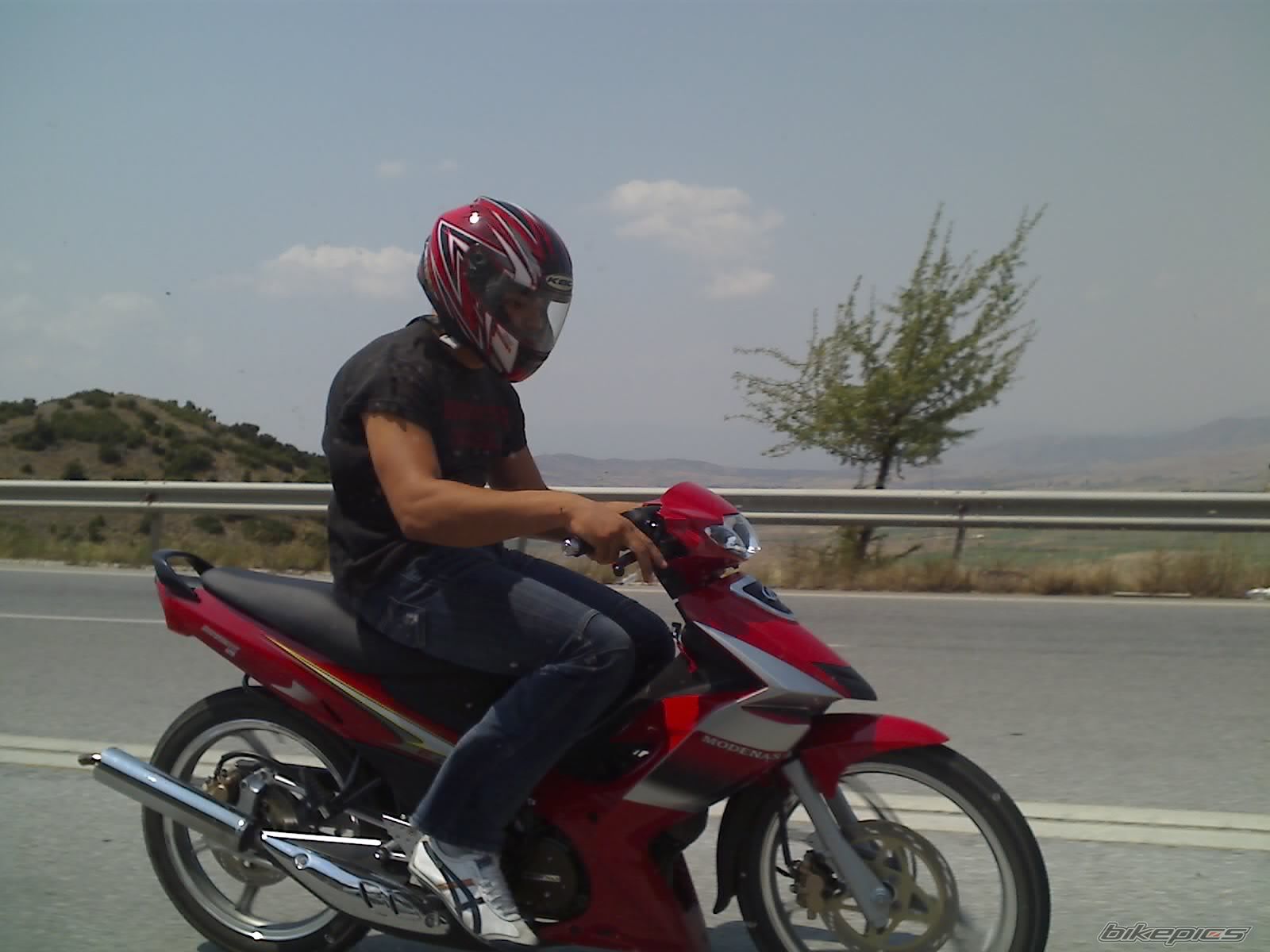 Photo 1165707