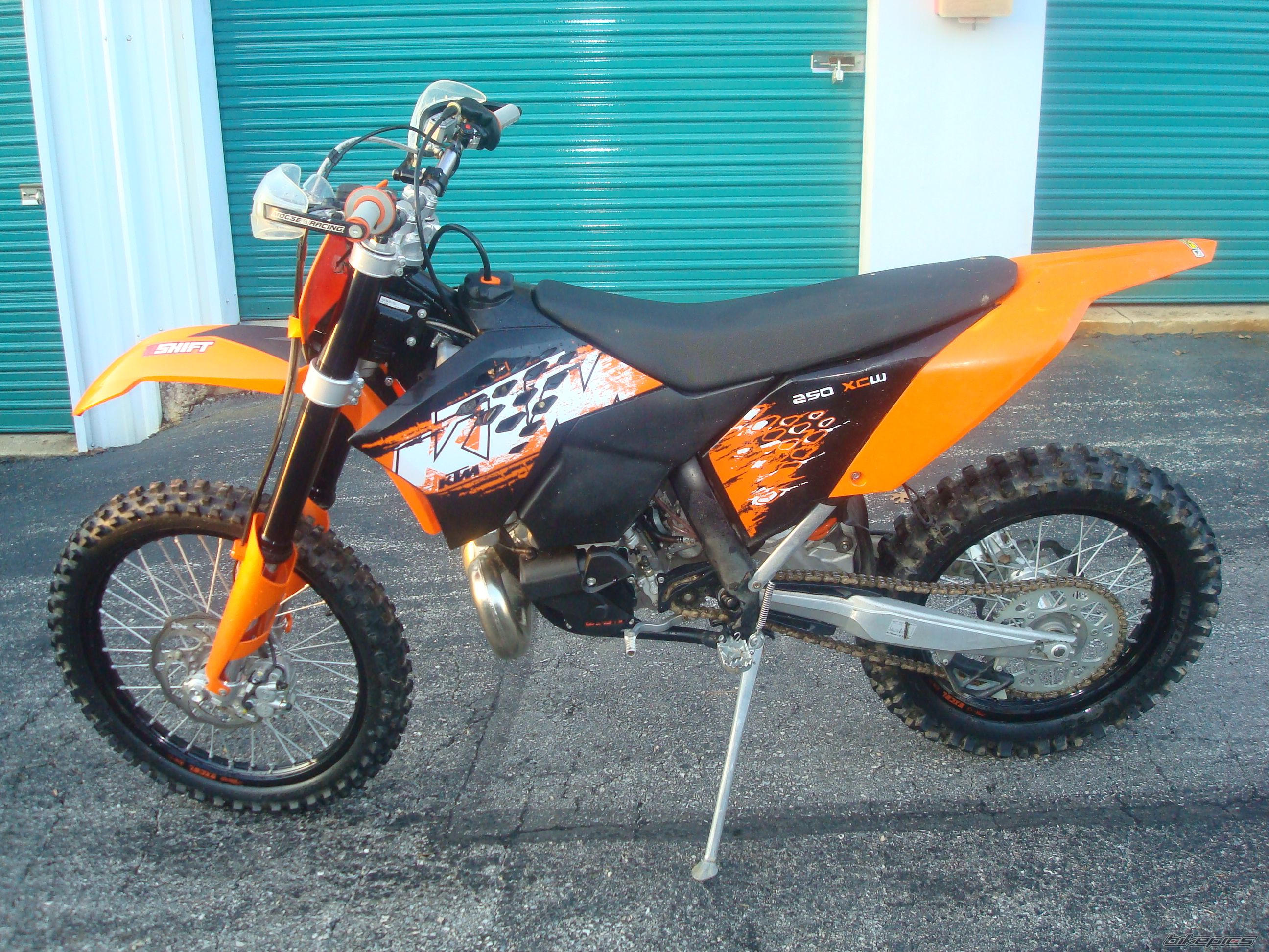 Photo 1169984