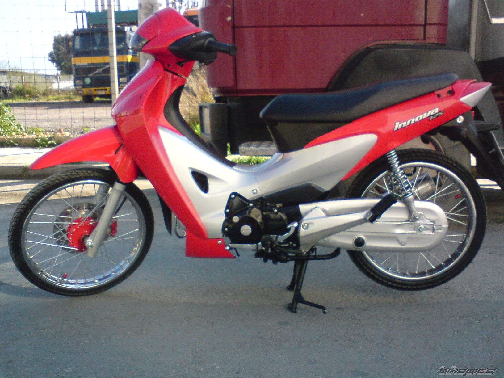 Photo 1170960