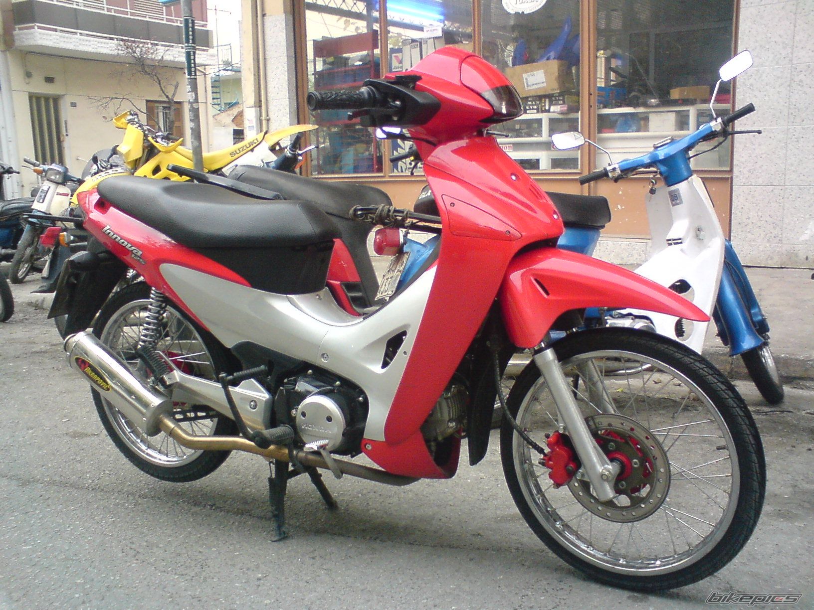 Photo 1170969