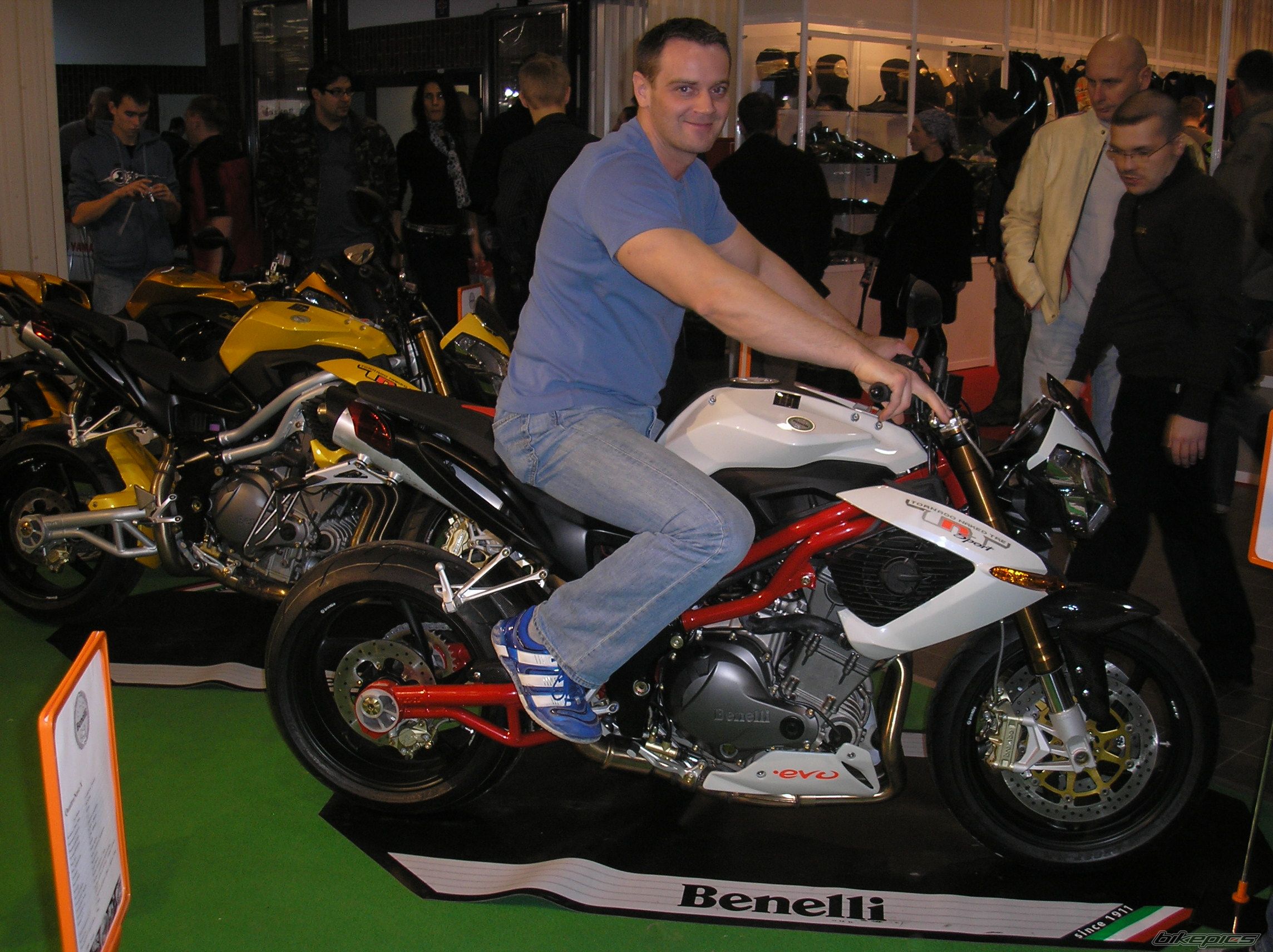 Photo 1171480