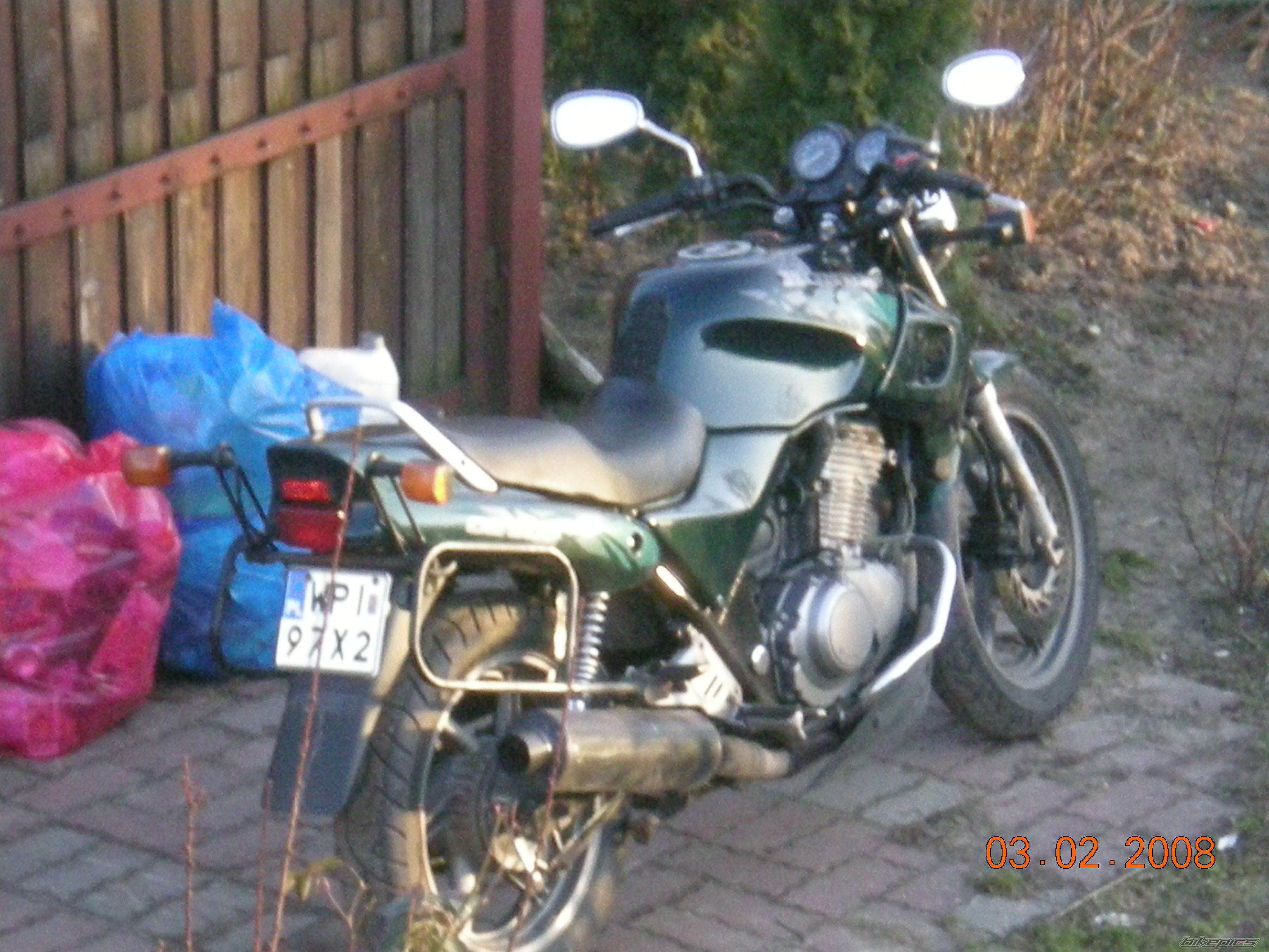 Photo 1172372