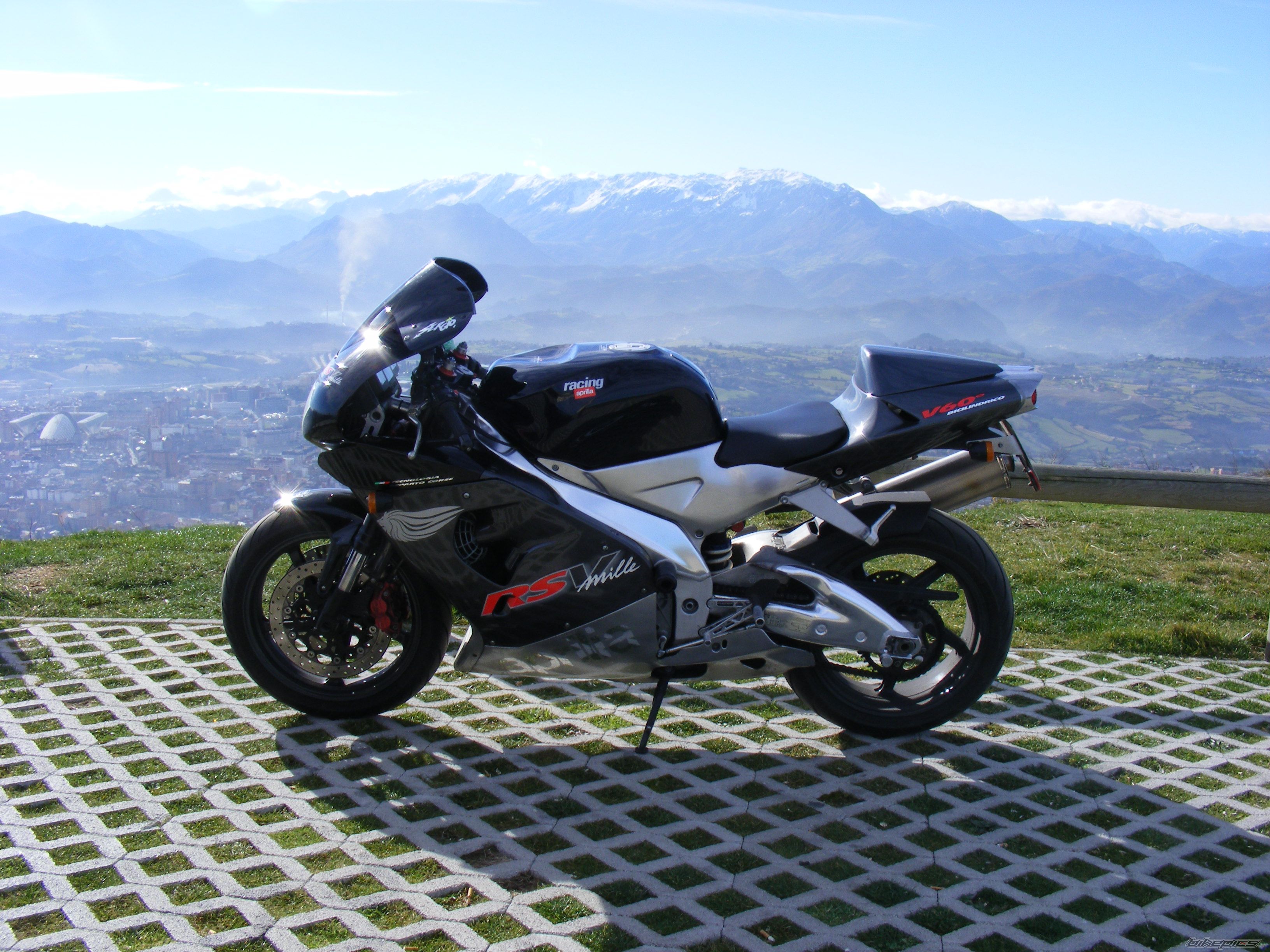Photo 1173344