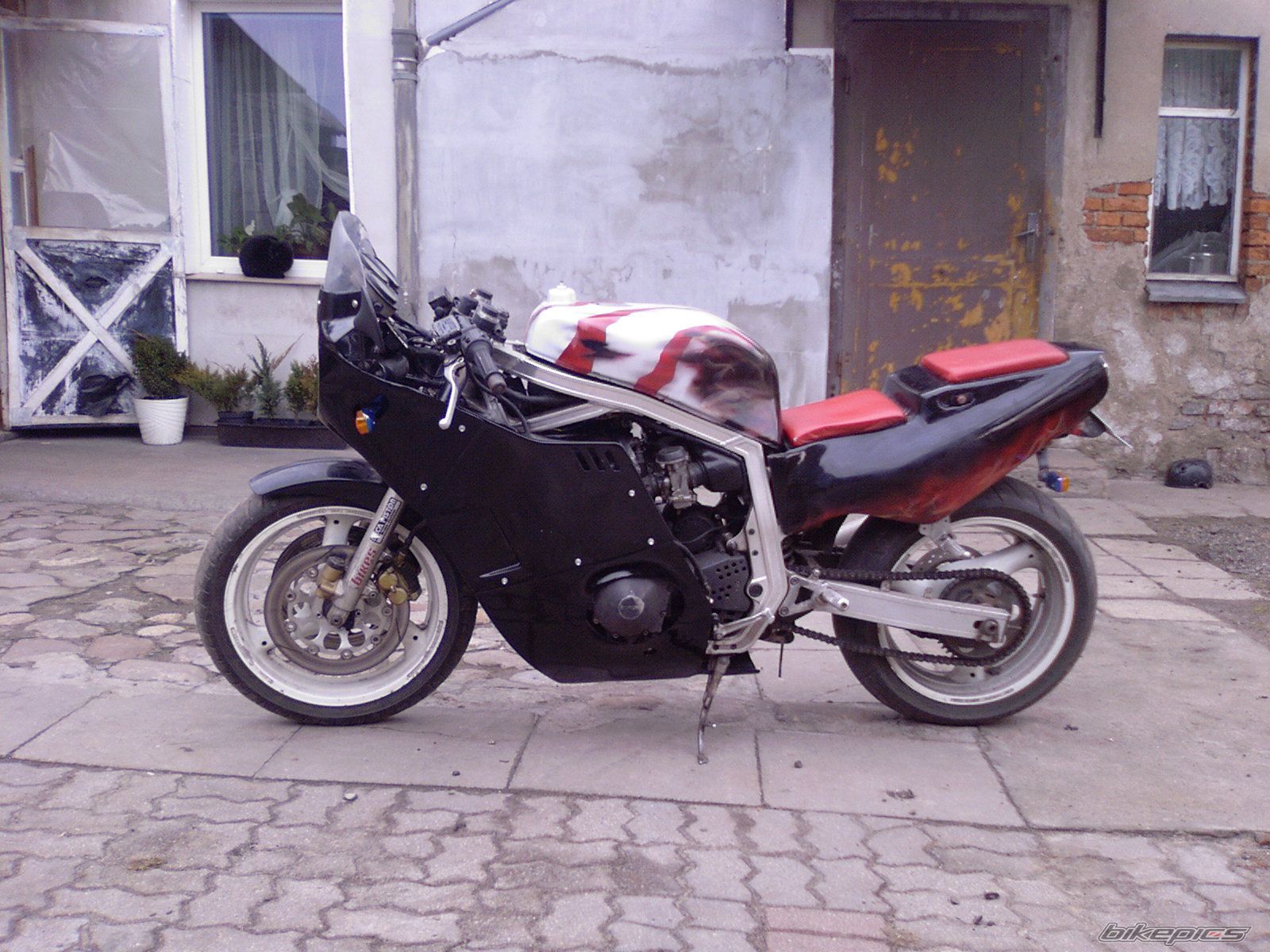 Photo 1173660