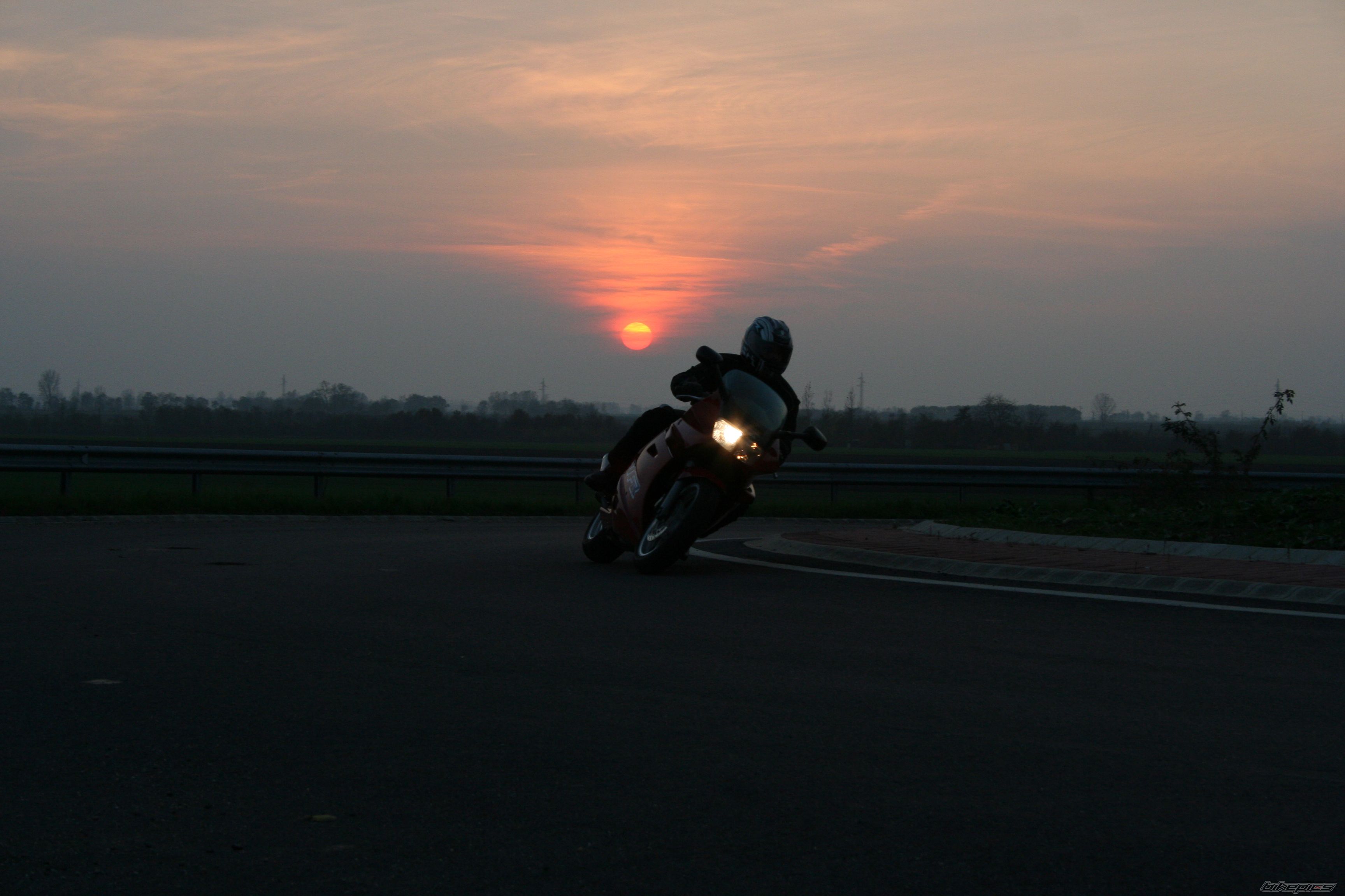 Photo 1174049