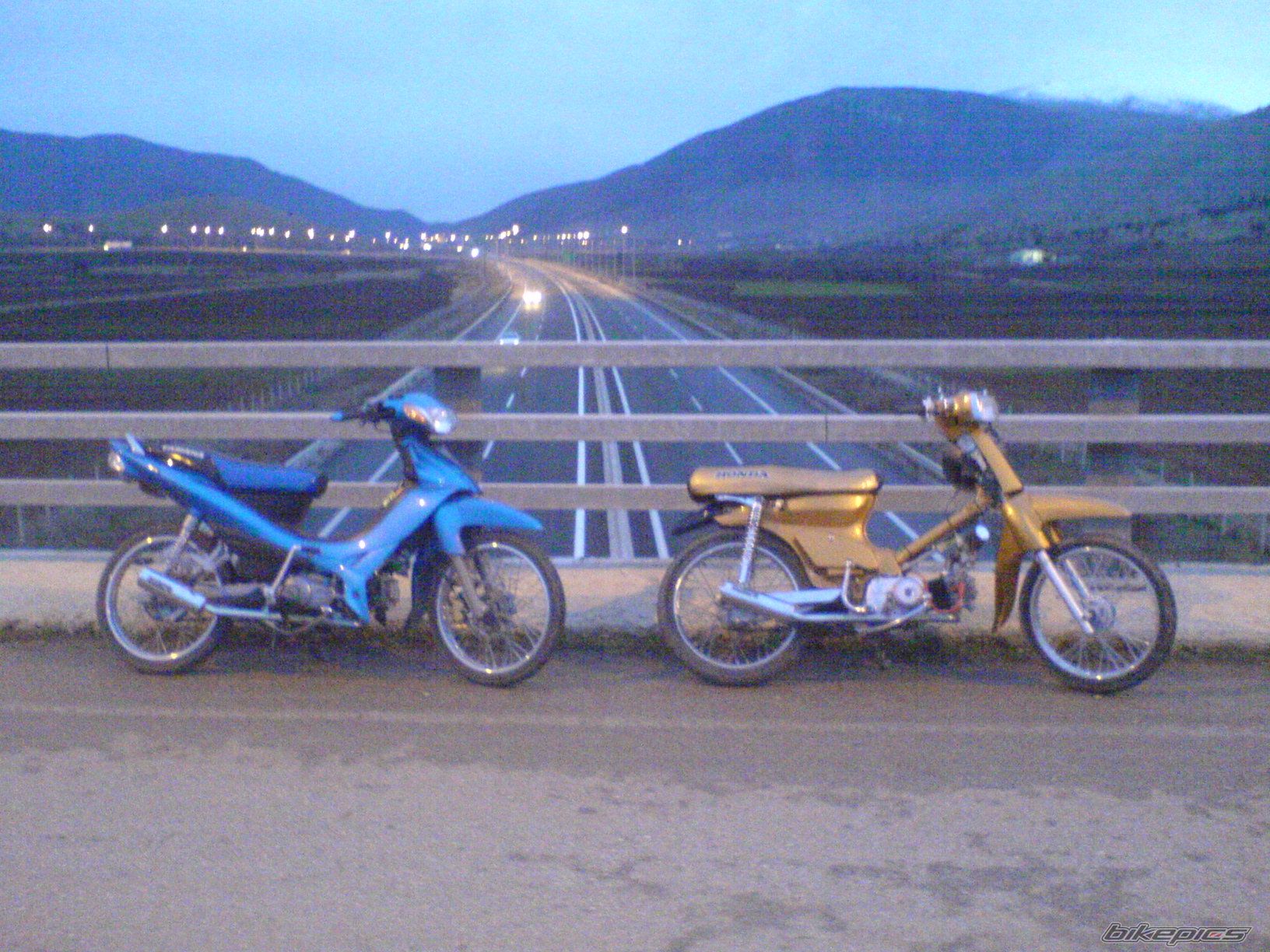 Photo 1174432