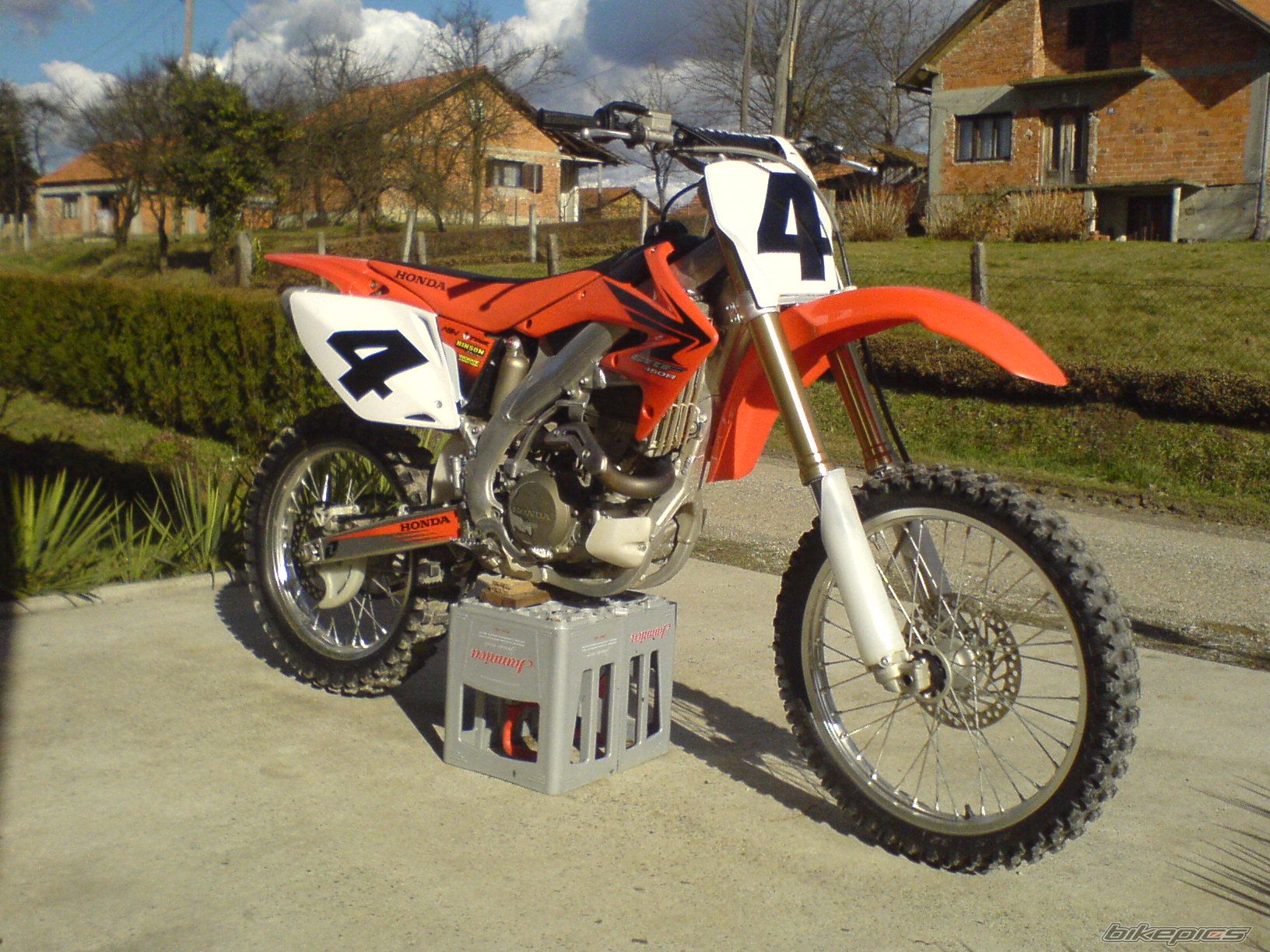 Photo 1175138
