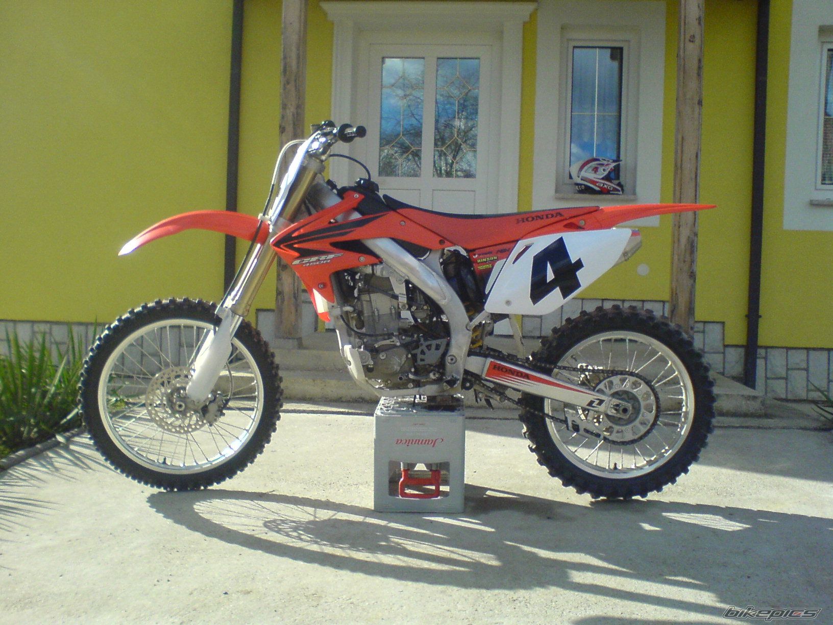 Photo 1175139