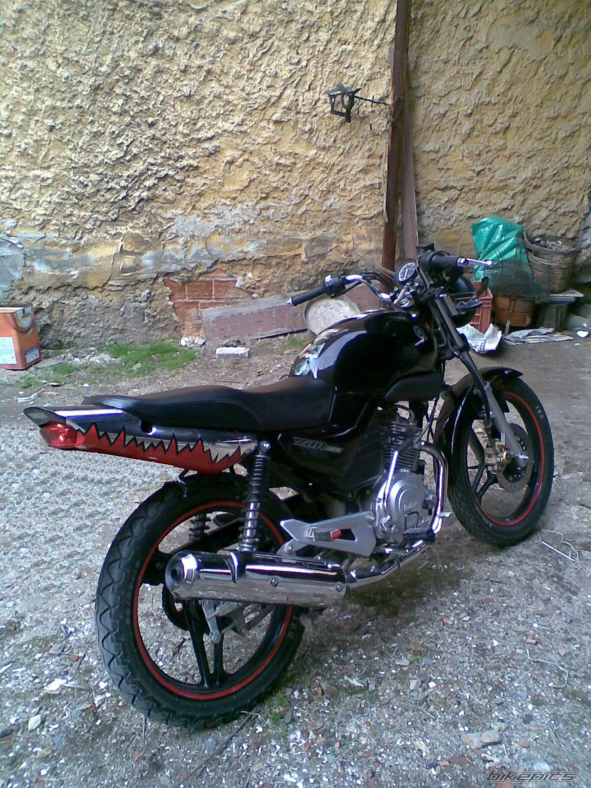 Photo 1175194