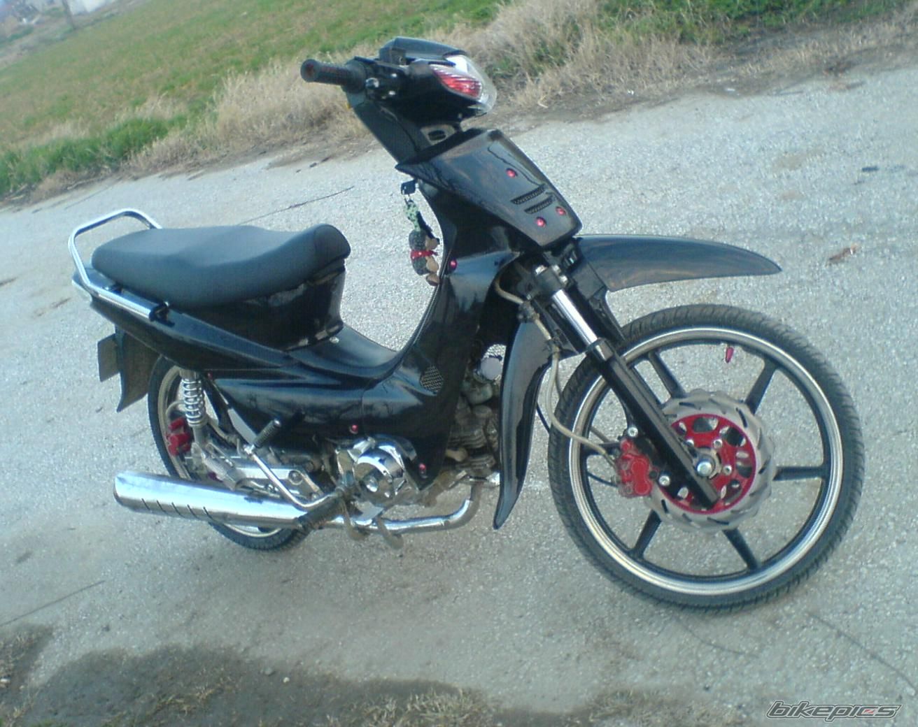 Photo 1175424