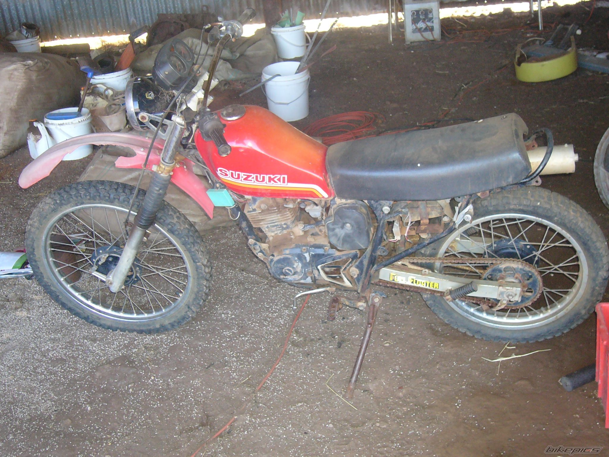 Photo 1175772