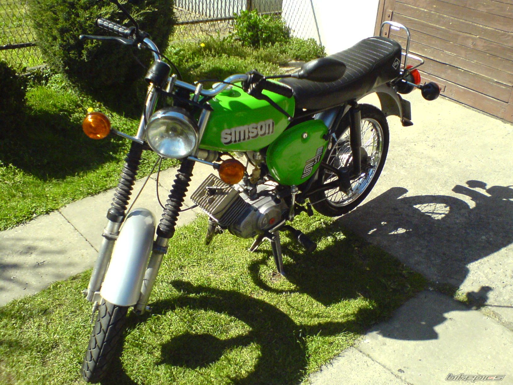 Photo 1176048