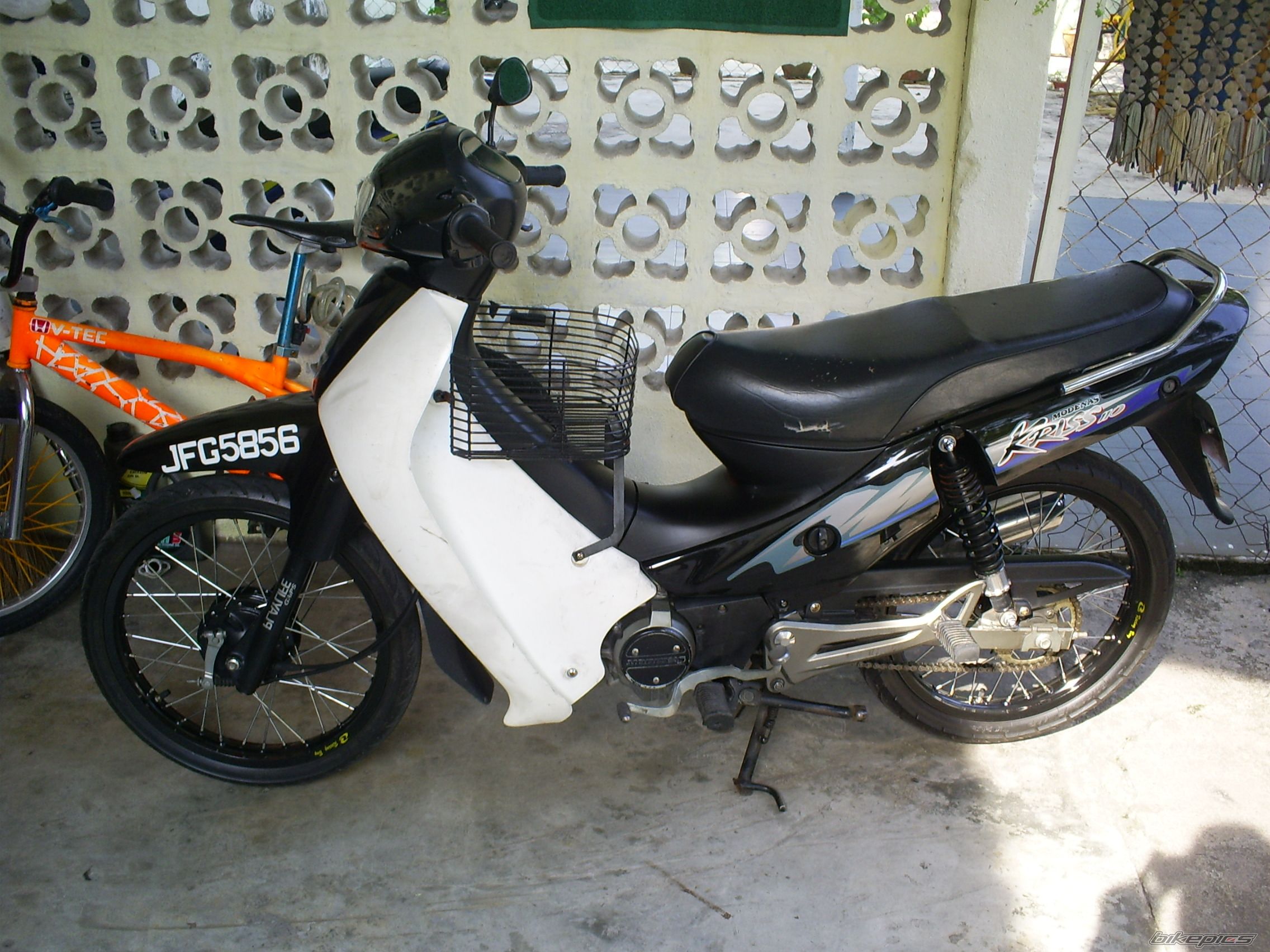 Photo 1176138