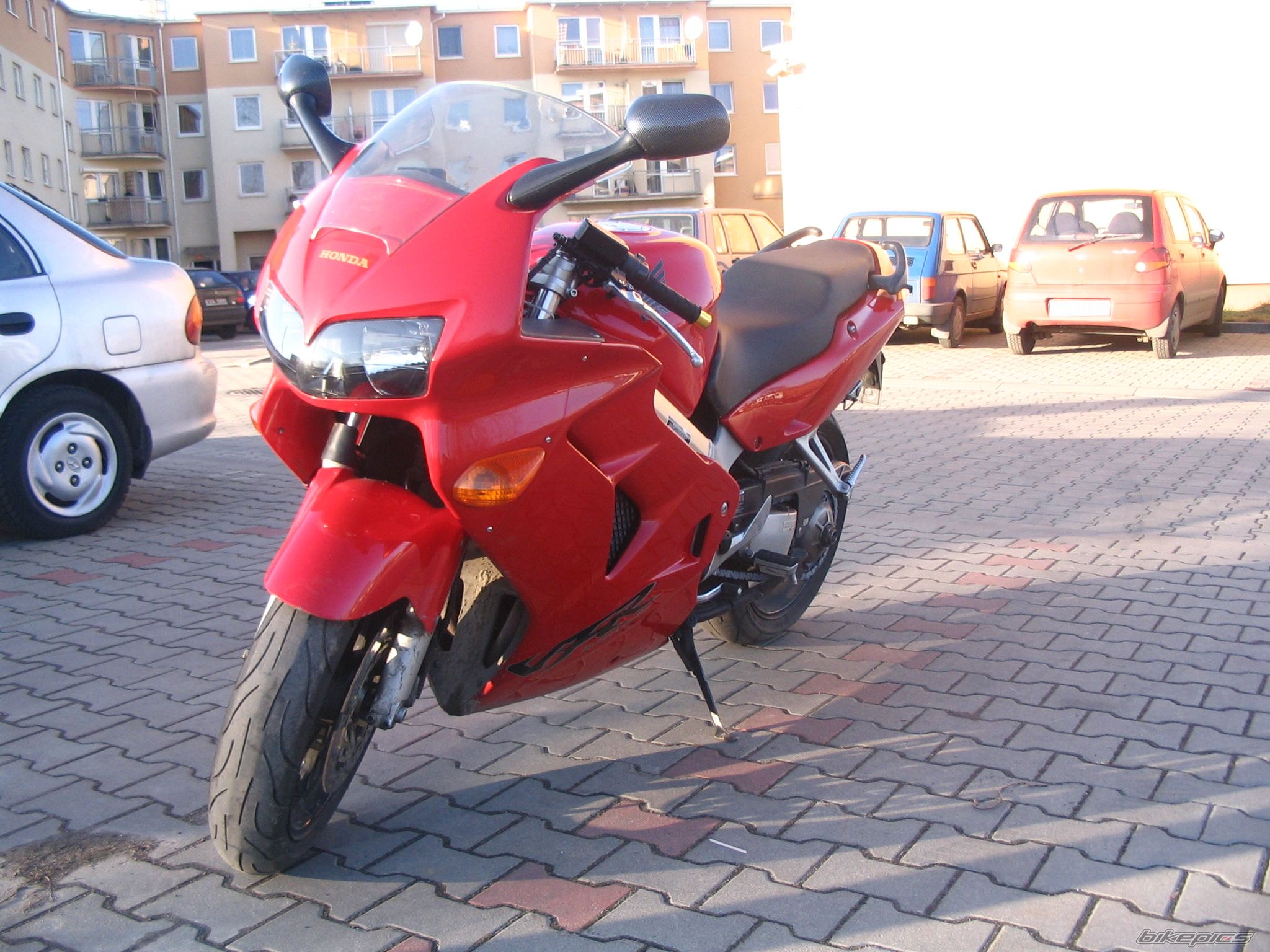 Photo 1176438