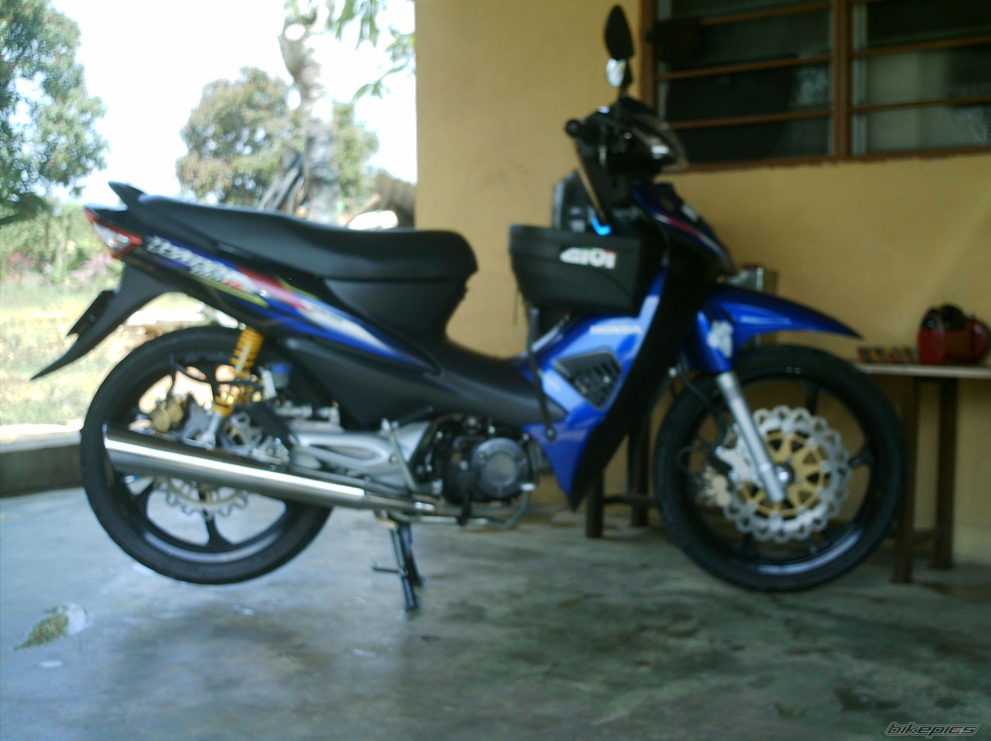 Photo 1176730