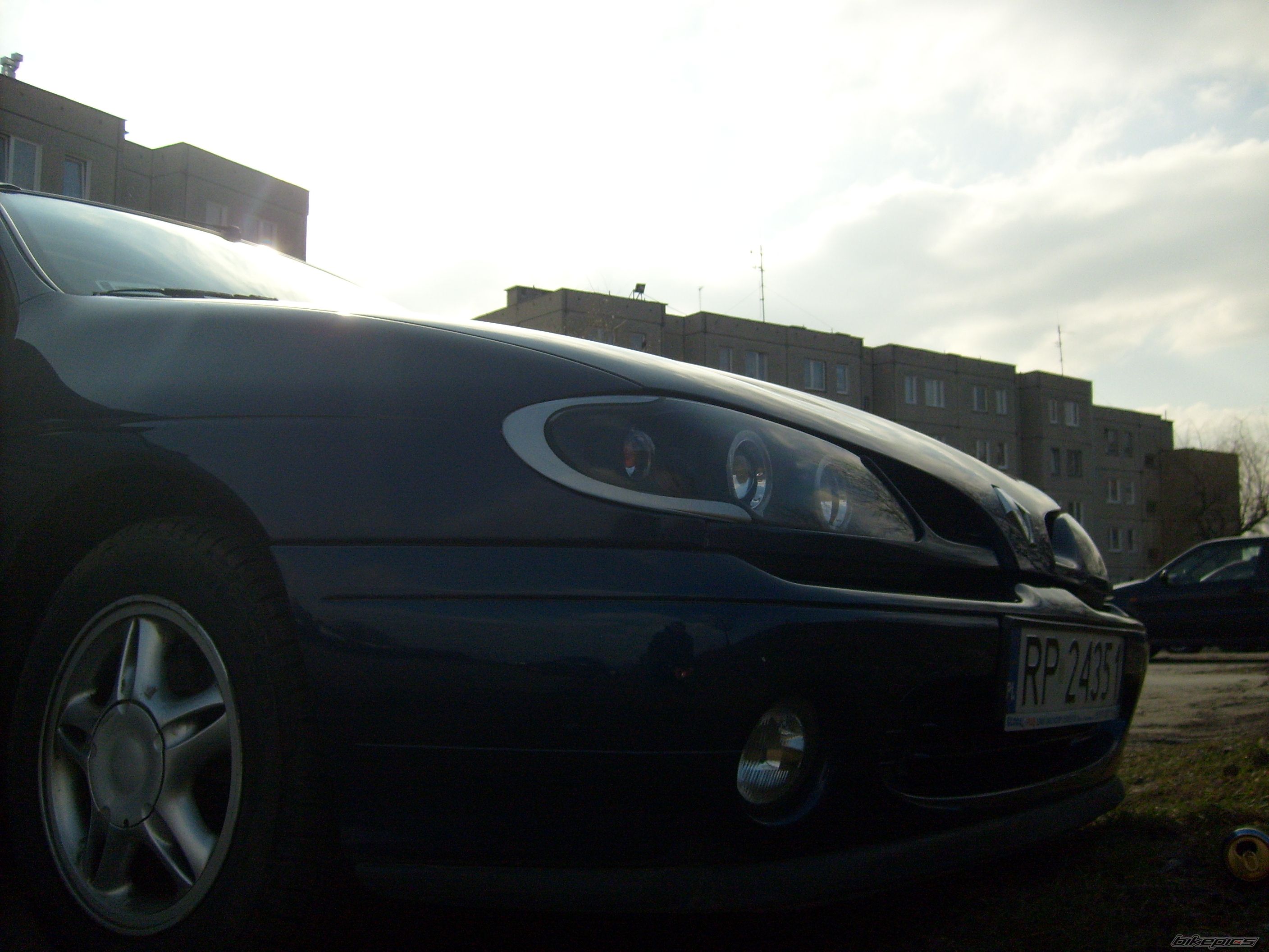 Photo 1177015