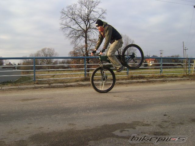 Photo 1177708
