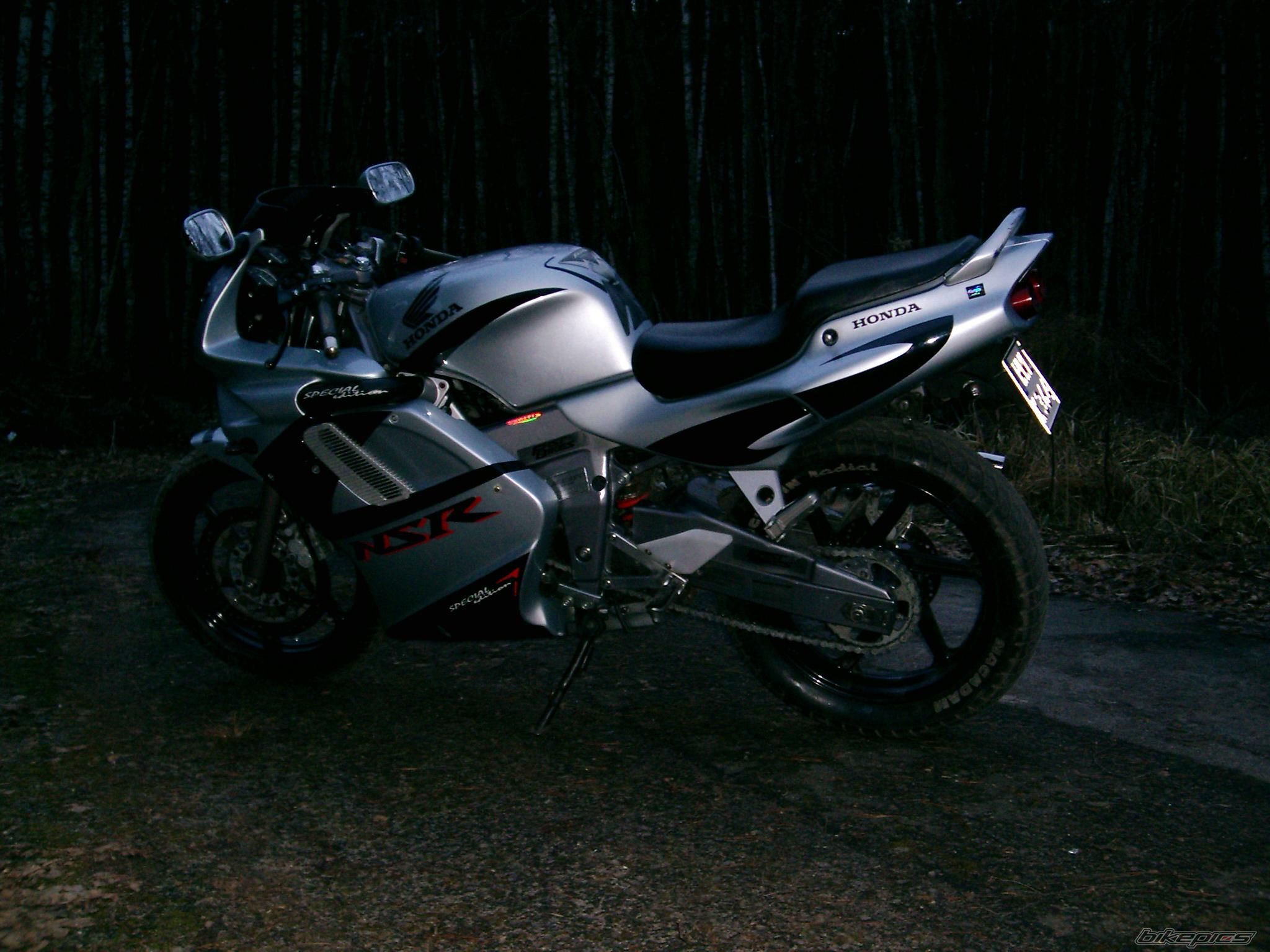Photo 1178642