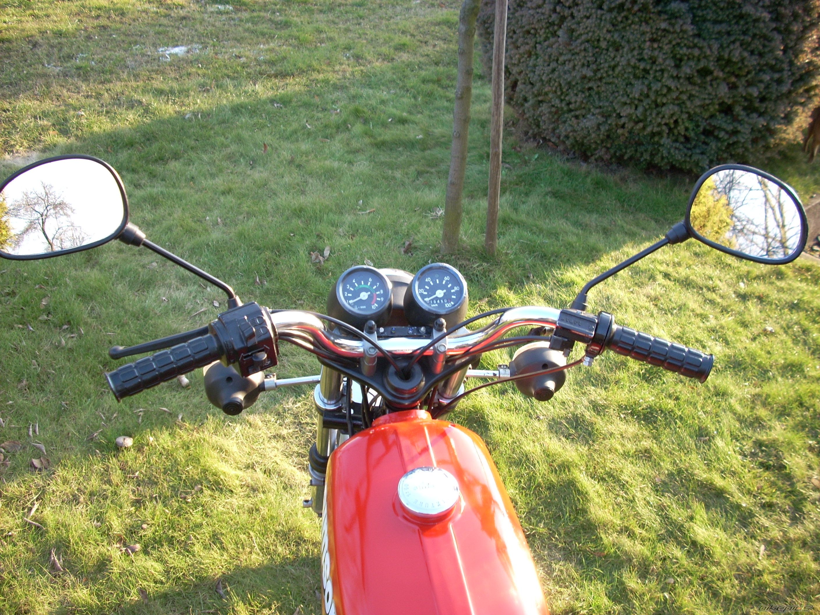 Photo 1179095