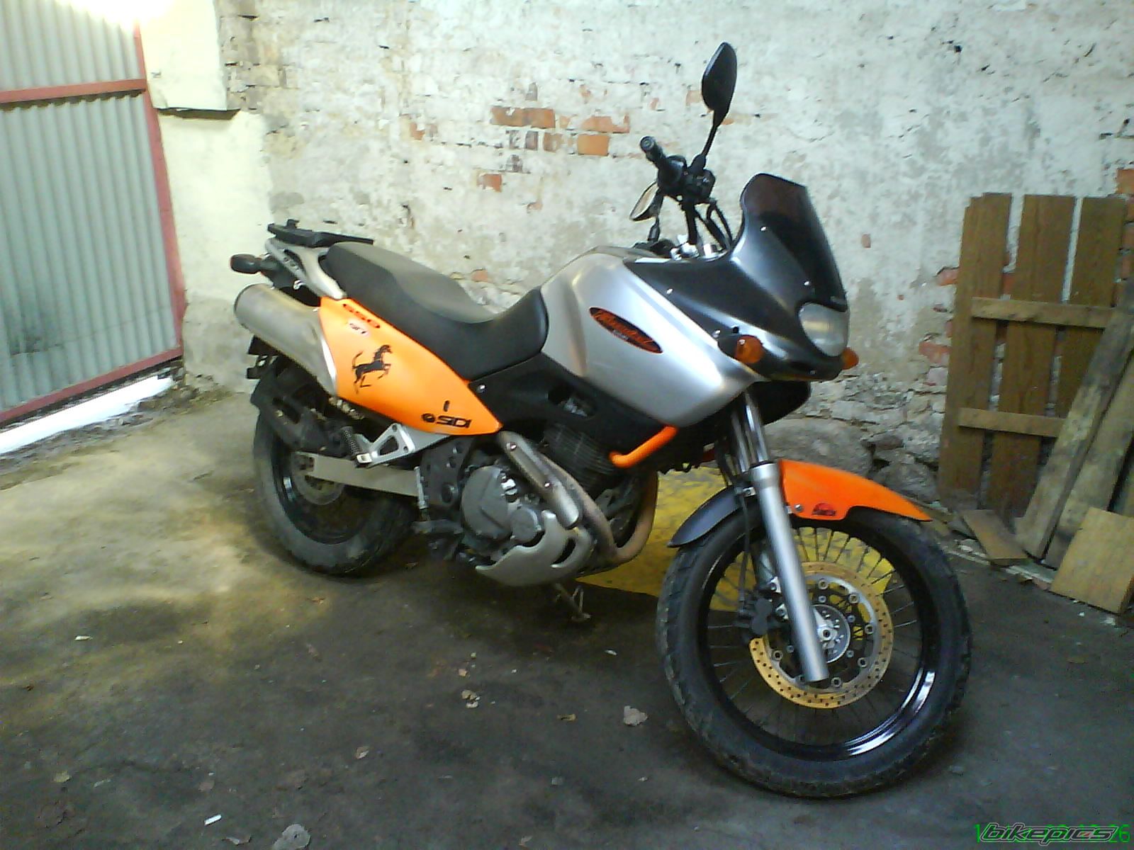 Photo 1180428