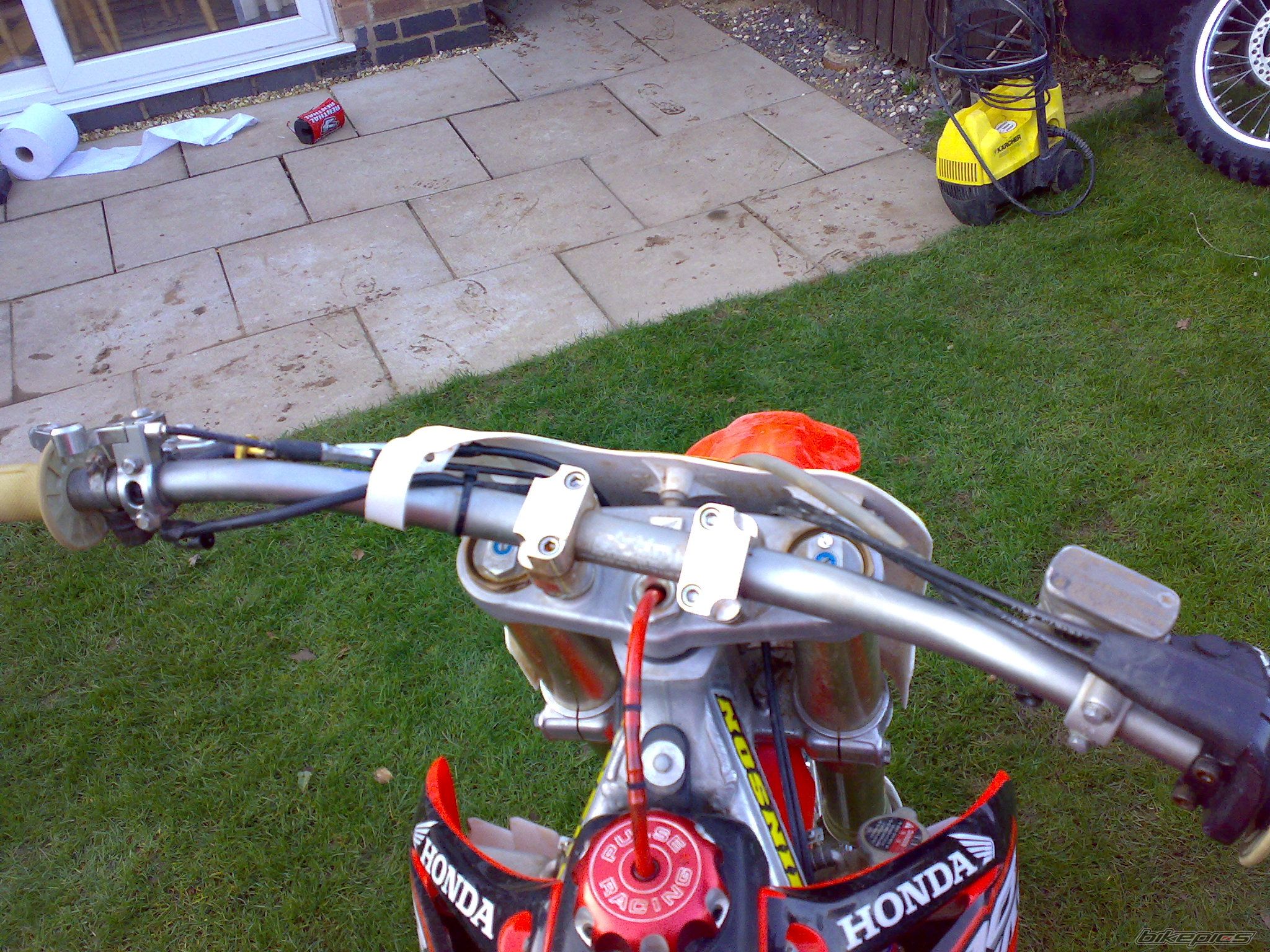 Photo 1180930