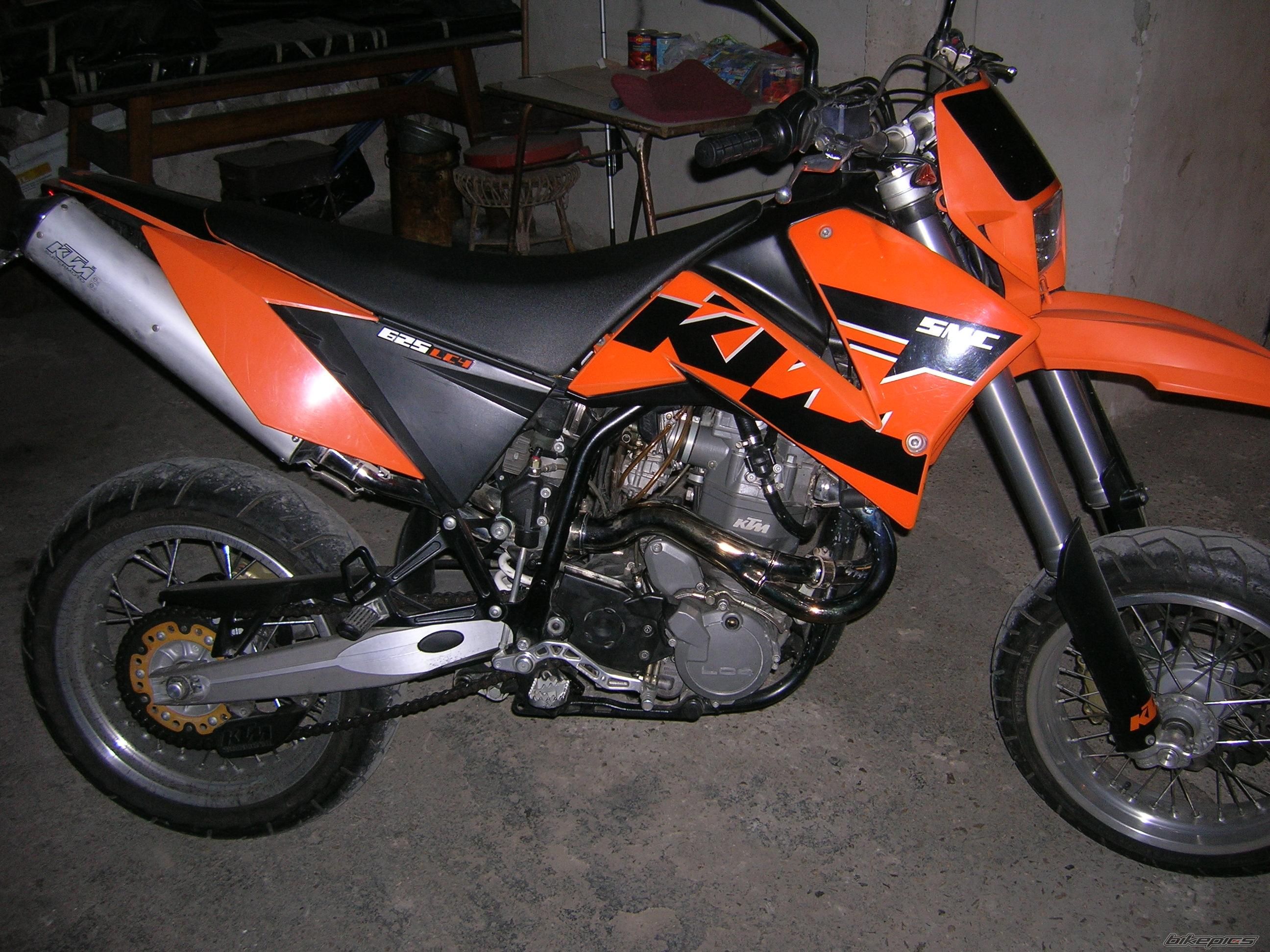 Photo 1182401