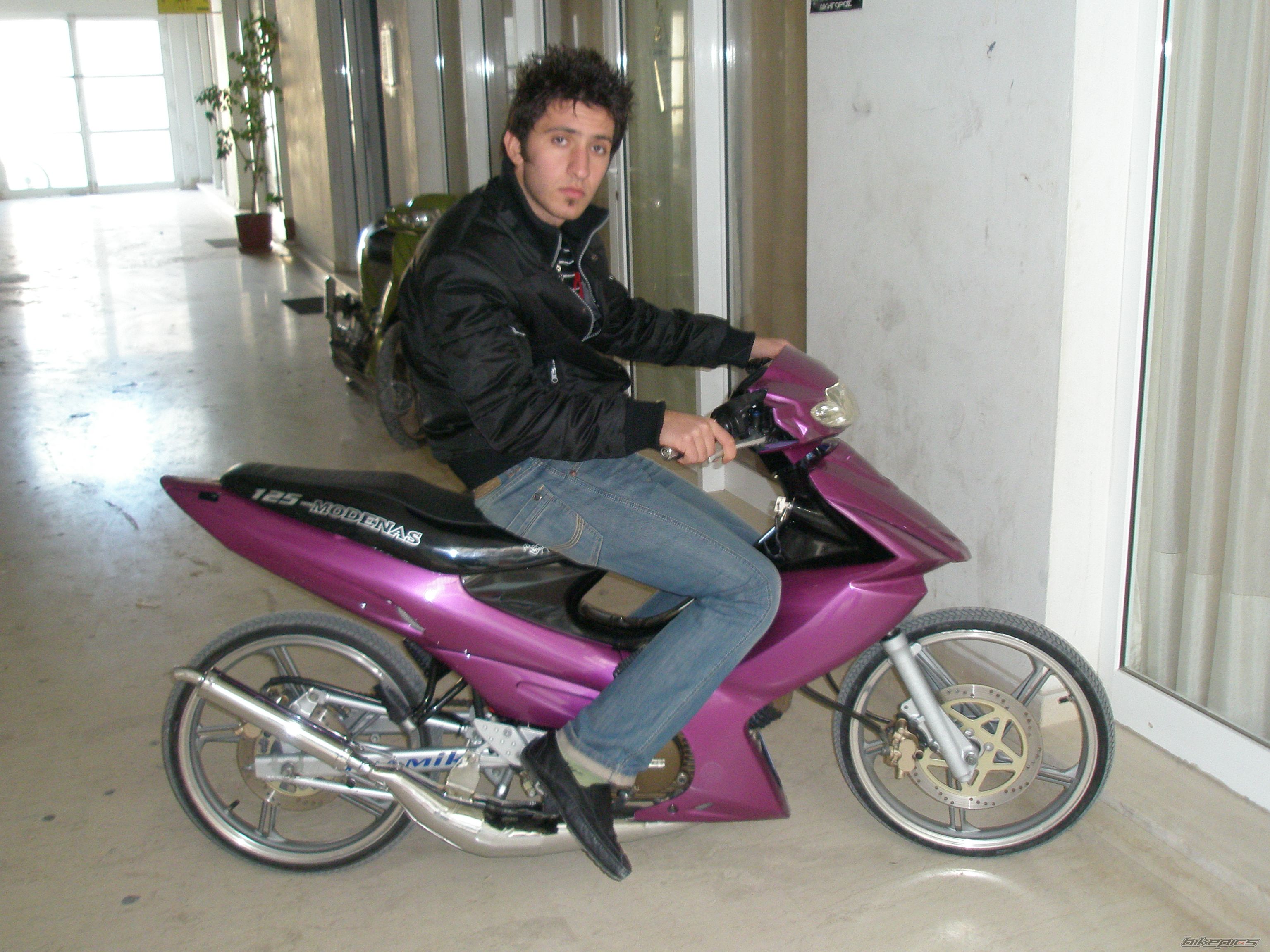 Bike Photo 1183131