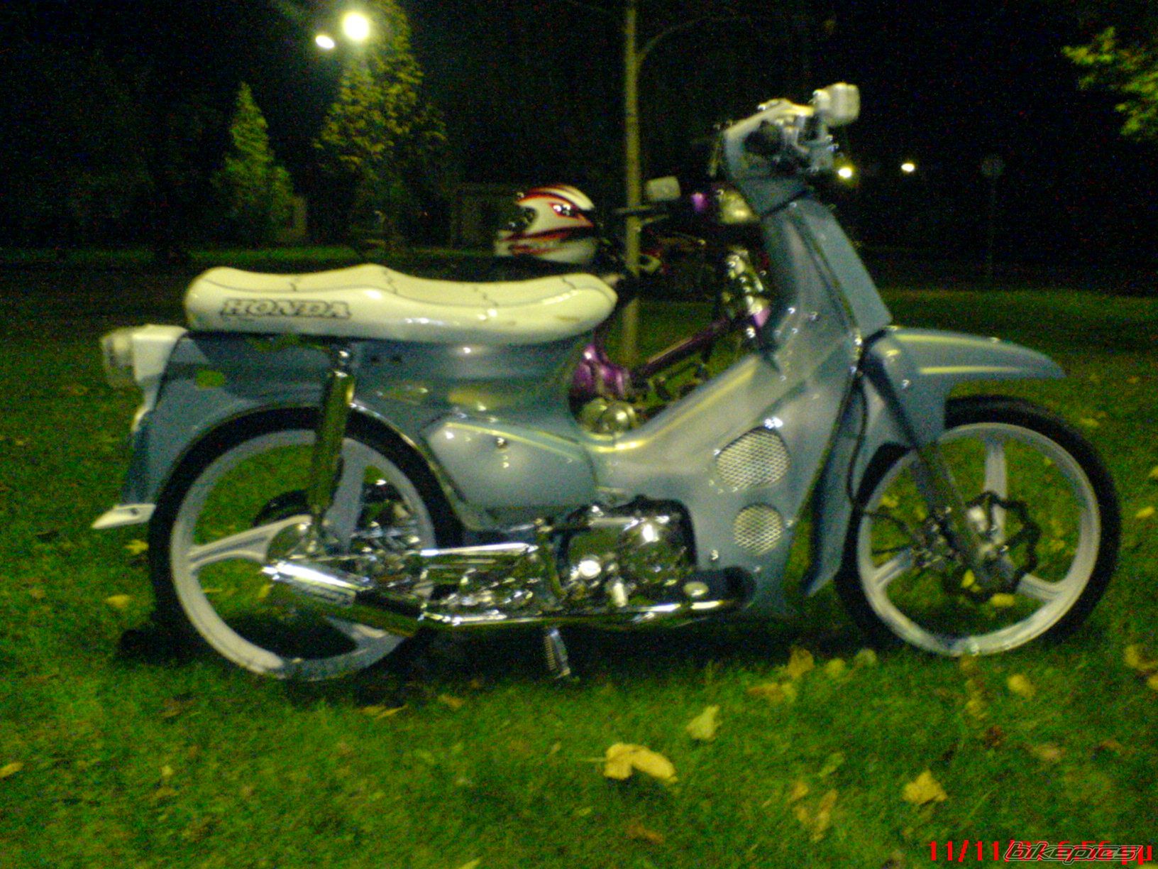 Photo 1183746