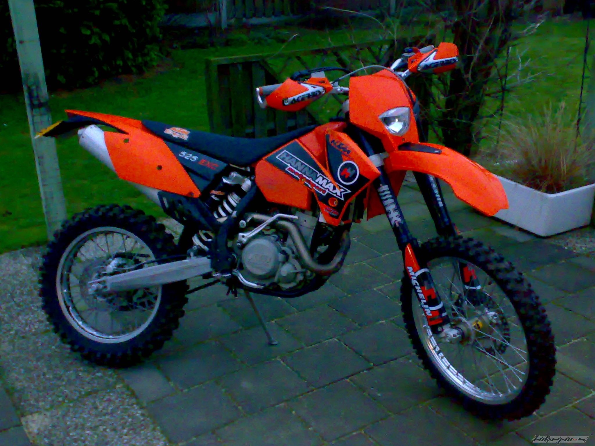 Photo 1184209
