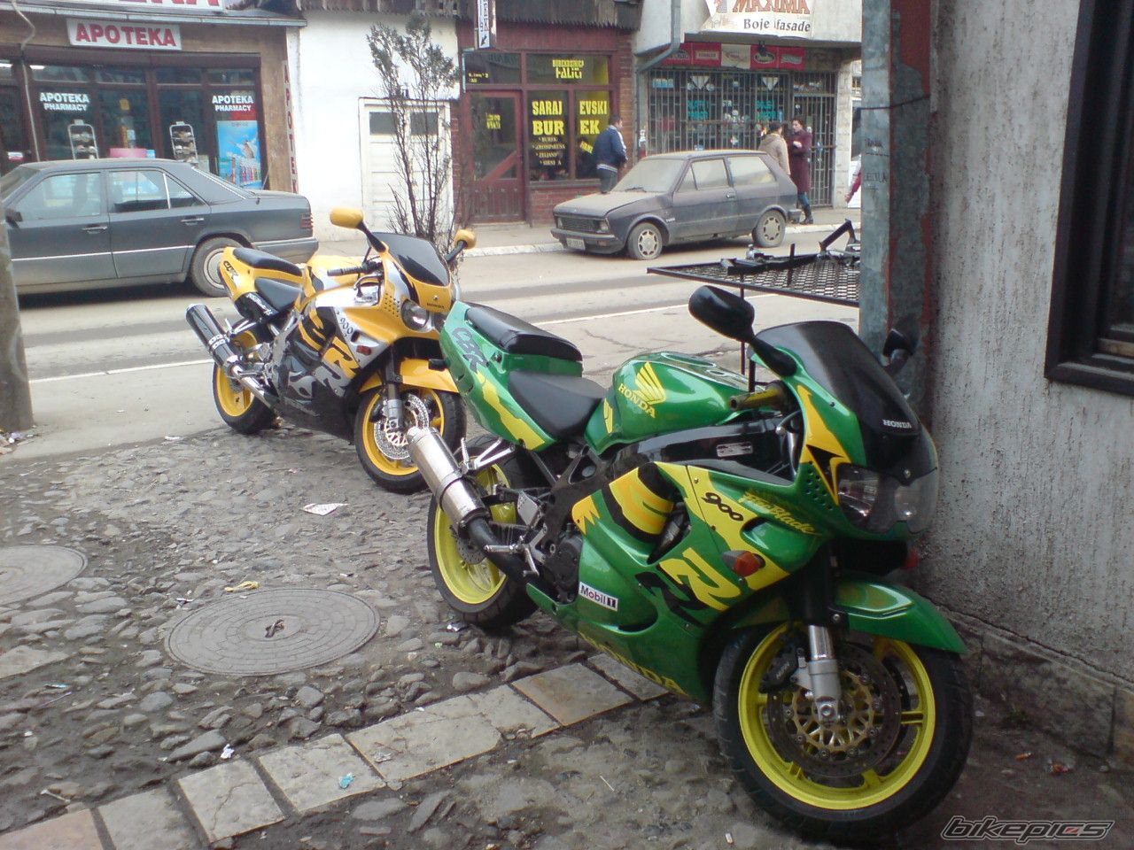 Photo 1184965