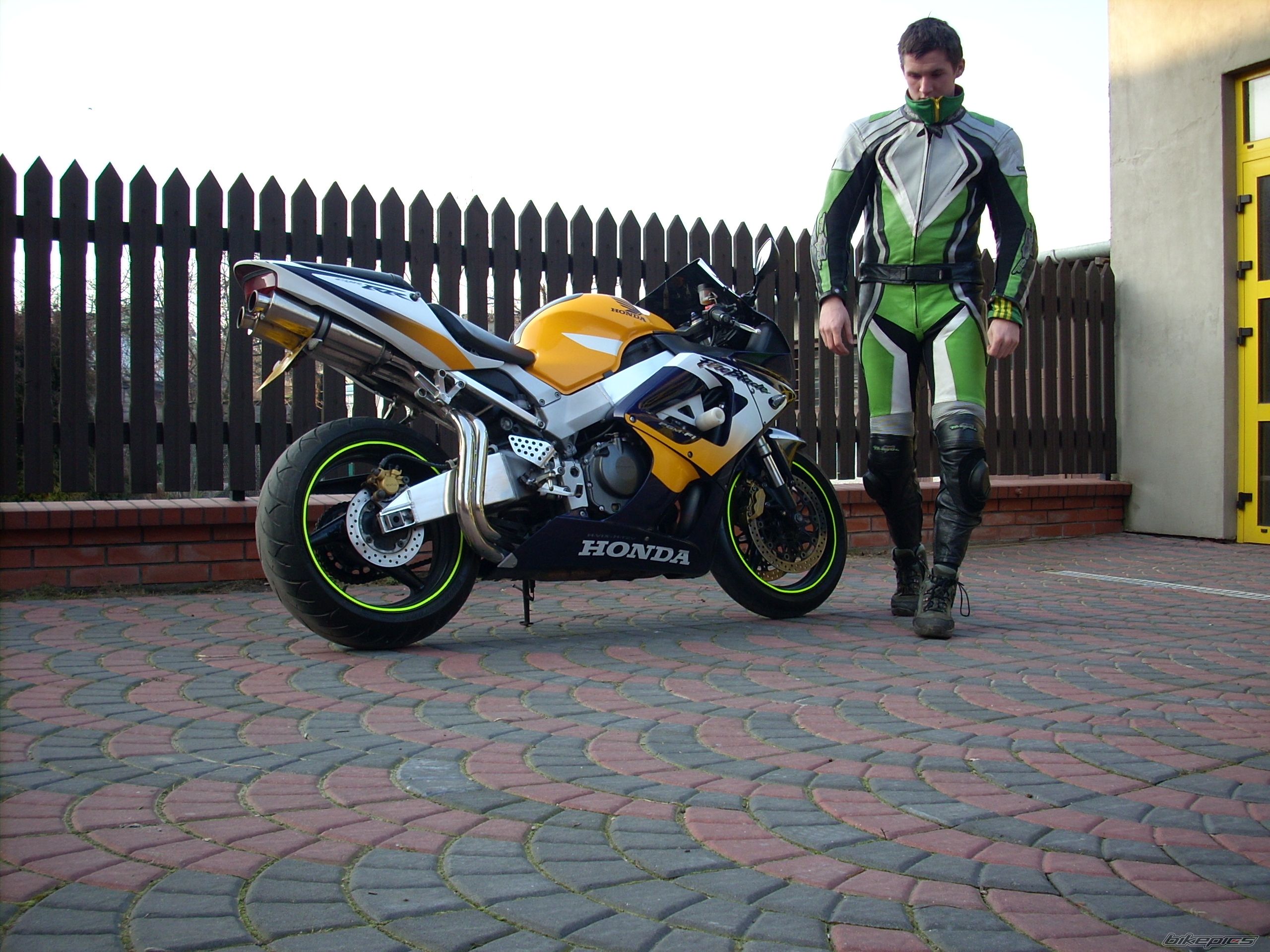 Bike Photo 1185070
