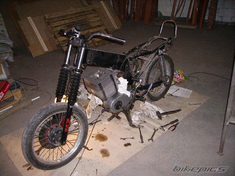 Photo 1190179
