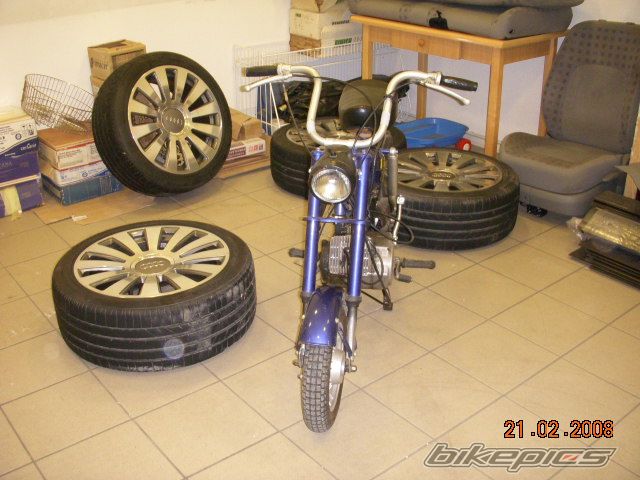 Photo 1191692
