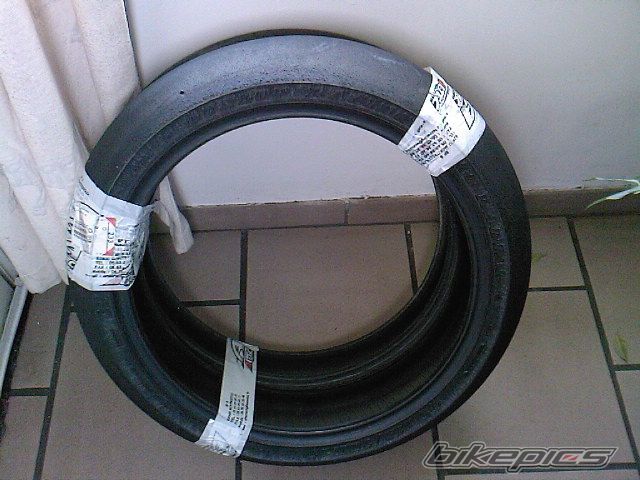Photo 1192129