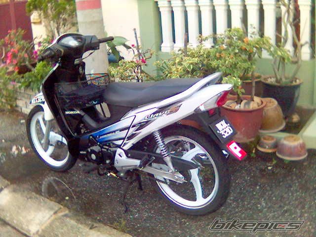 Photo 1193166