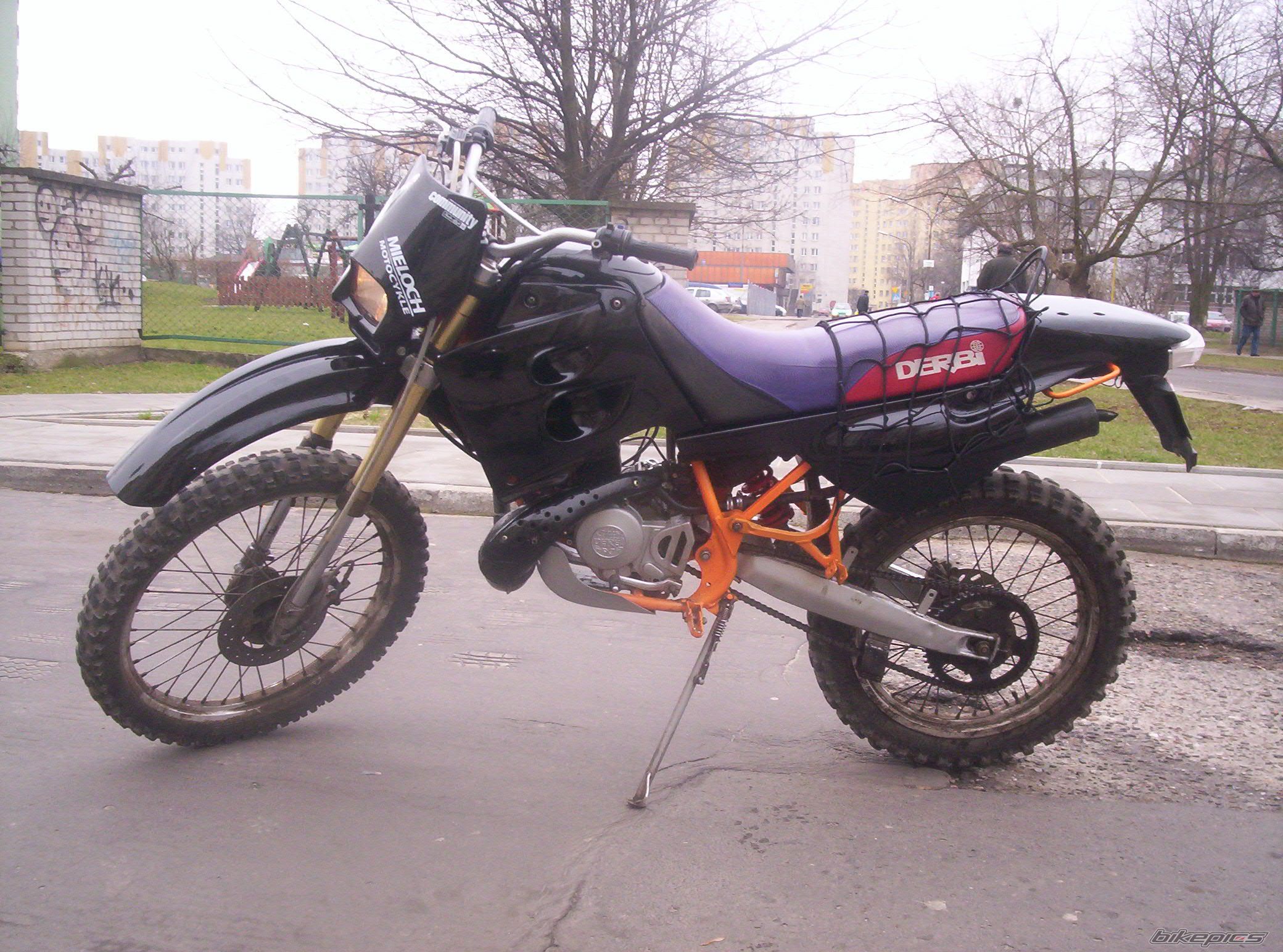 Photo 1194036