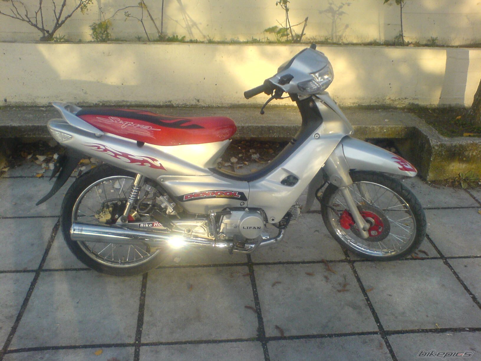 Photo 1194168