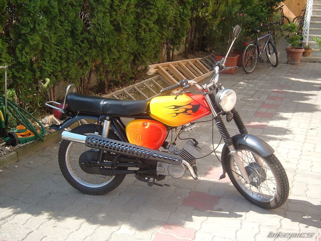 Photo 1194170
