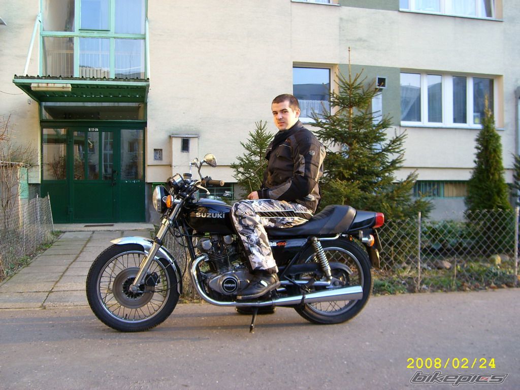 Photo 1195149