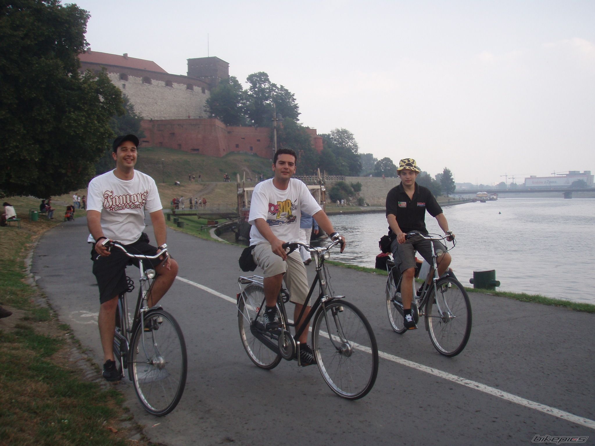Bike Photo 1195879