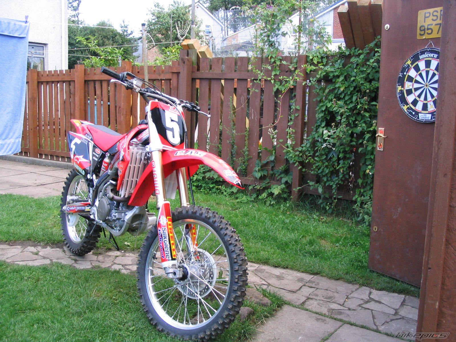 Photo 1196145