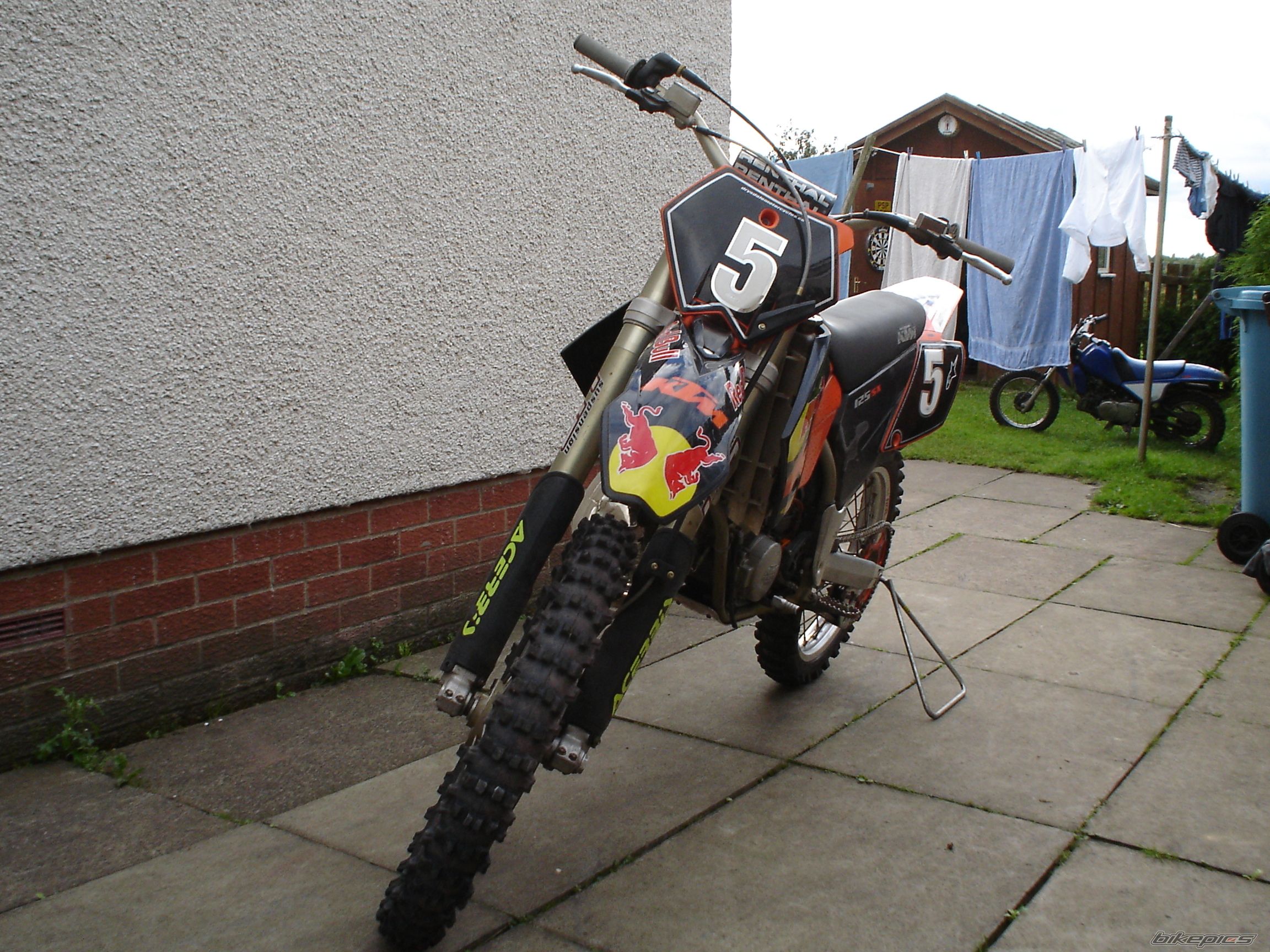 Photo 1196171