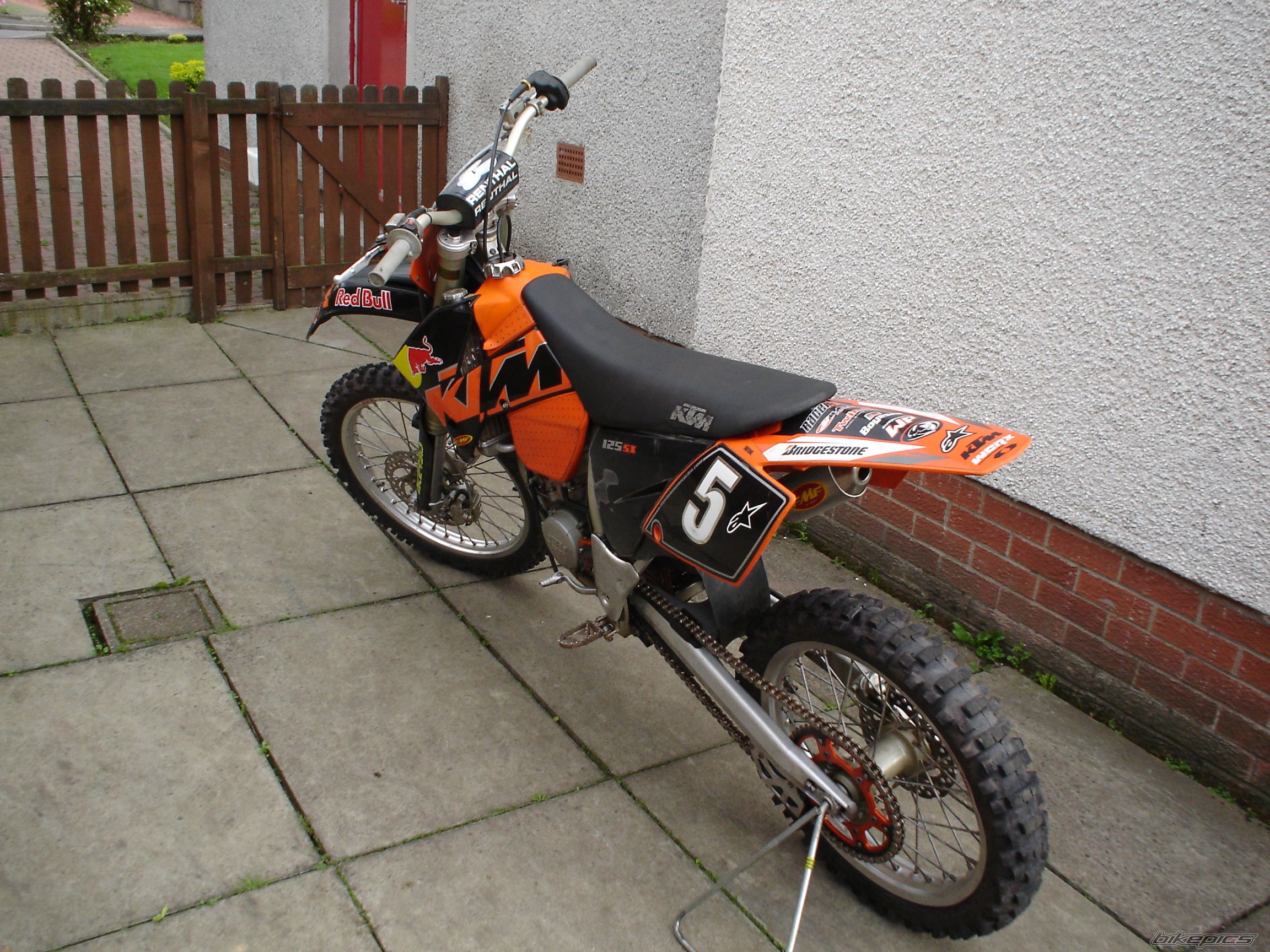 Photo 1196175