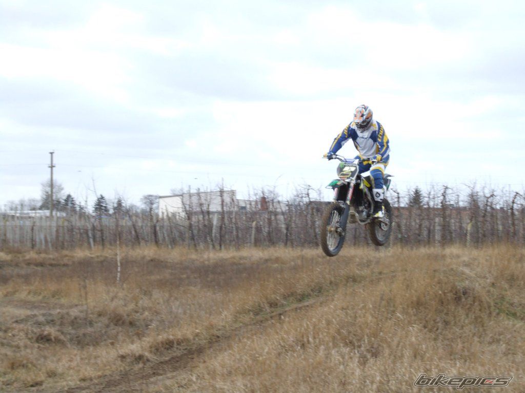 Photo 1197240