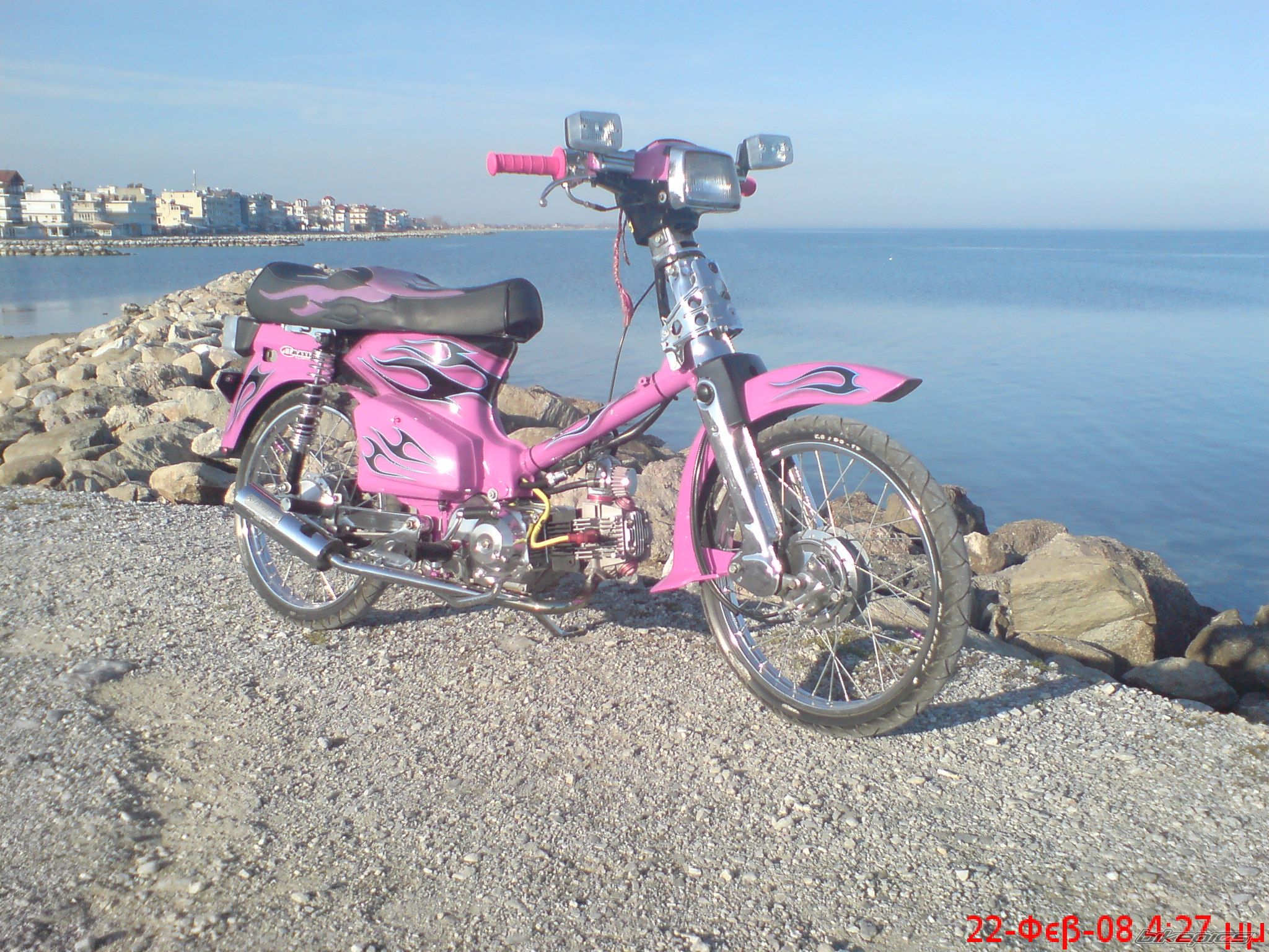 Photo 1198409