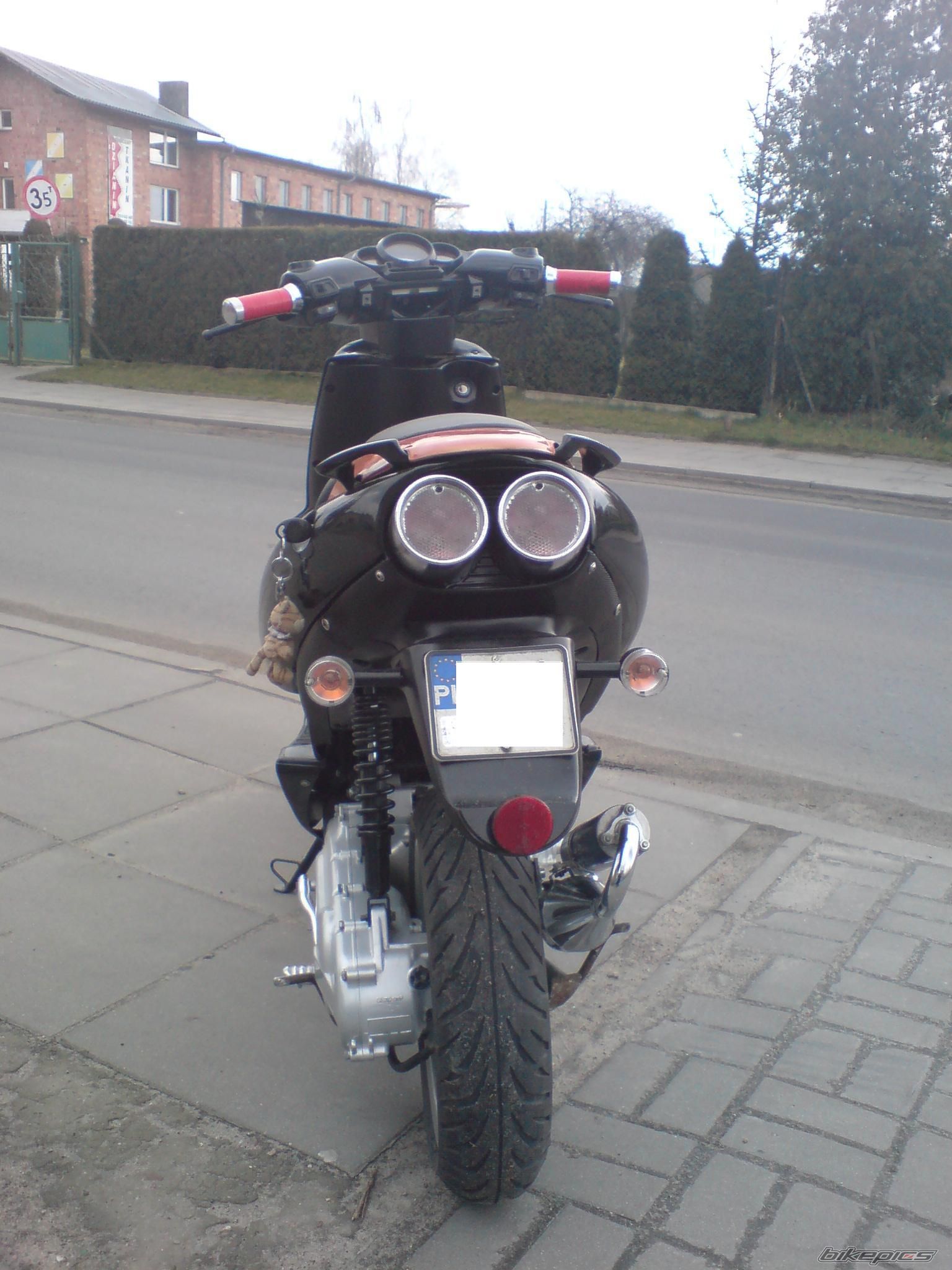 Photo 1198760