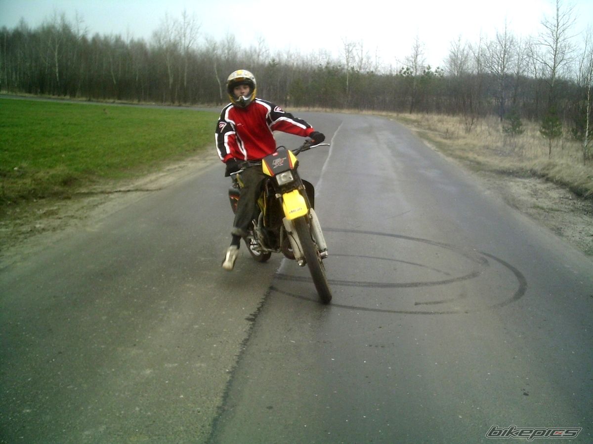 Photo 1200043